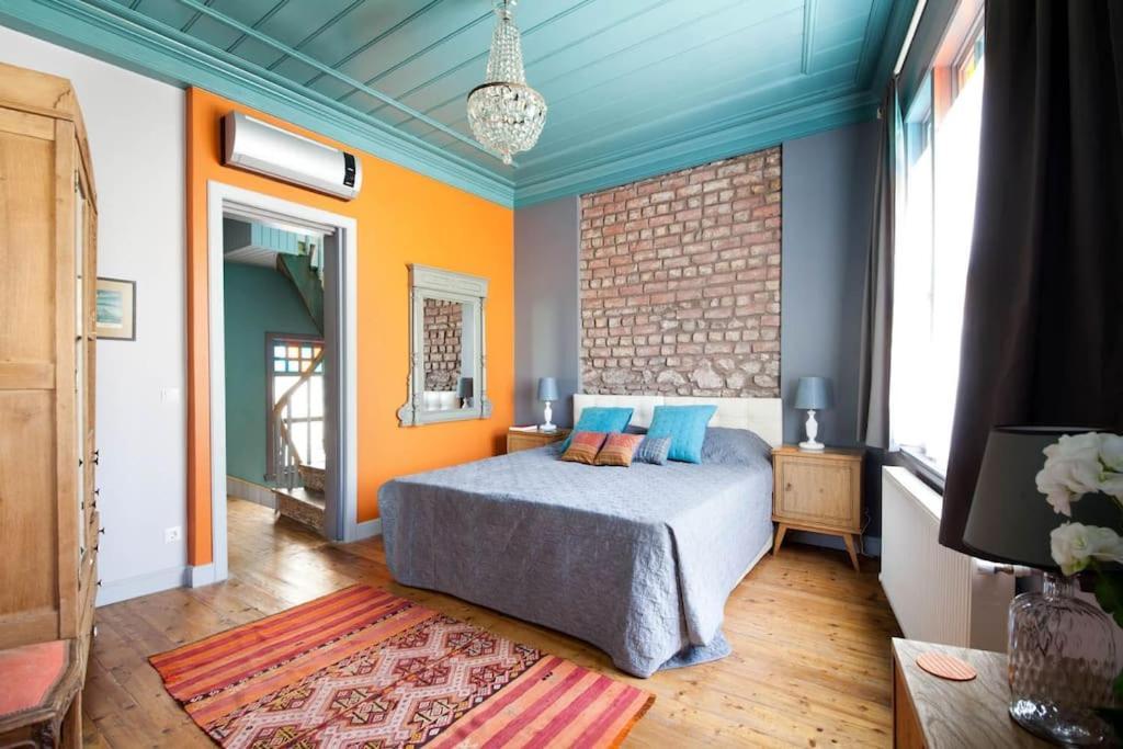 Enjoy Golden Horn Views From Tangerine House Istanbul