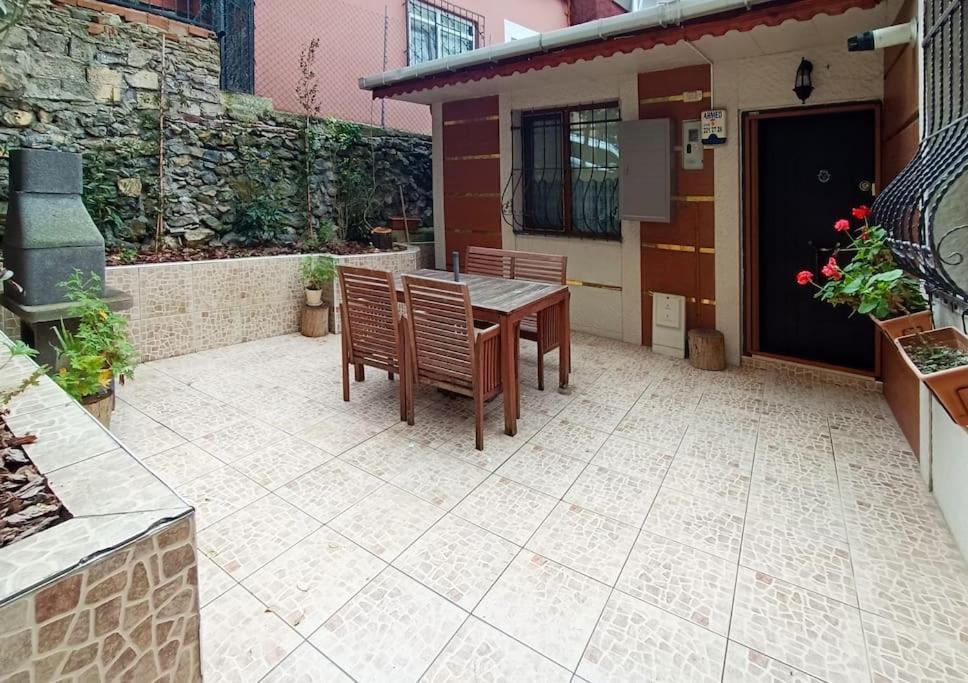 Rumeli House & Garden Villa *