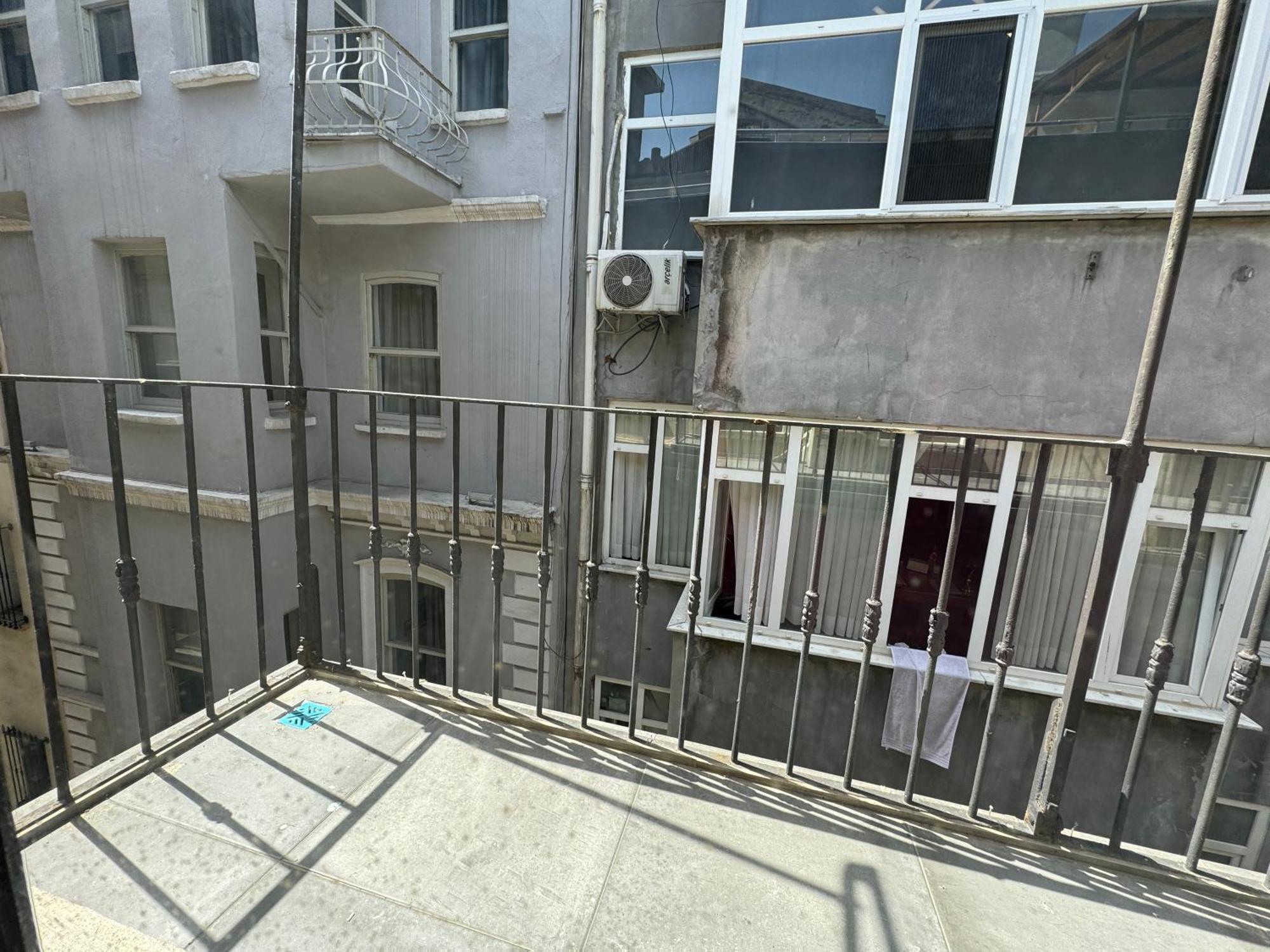 Apartment Savcibey Building