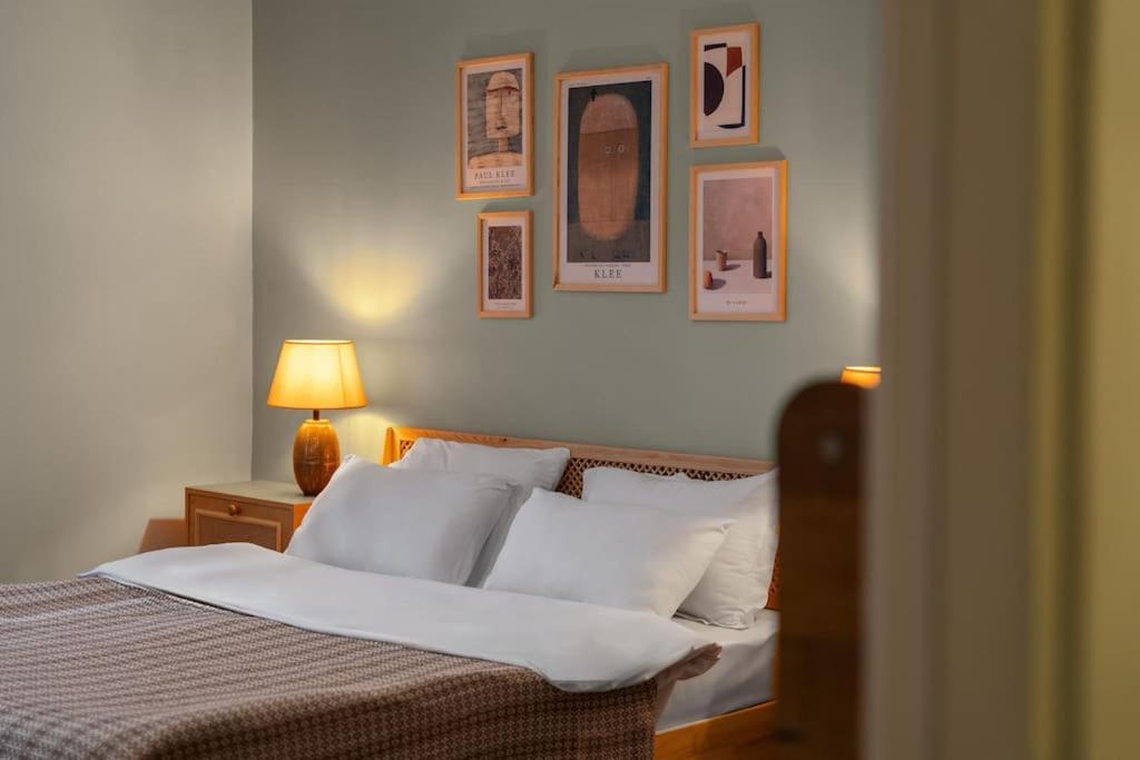 Luxury Scandinavian Design 2br Duplex Near Tomtom Istanbul