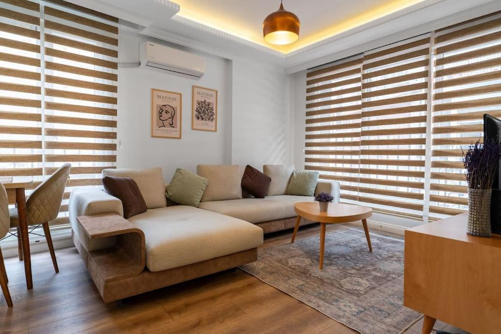Apartment Luxury Scandinavian Design 2br Duplex Near Tomtom *