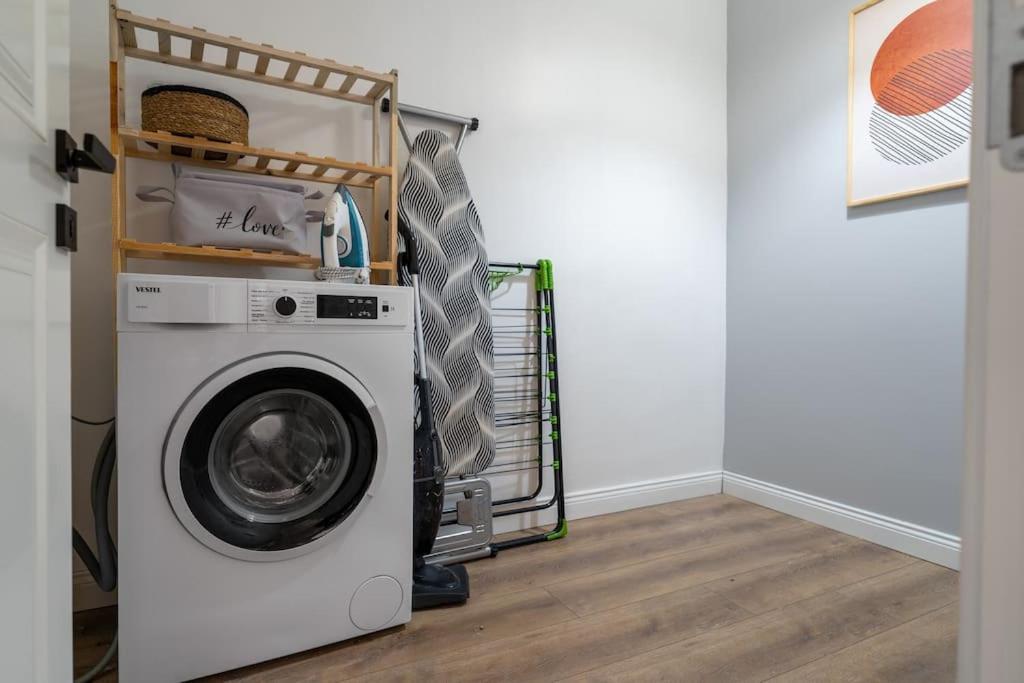 Apartment Luxury Scandinavian Design 2br Duplex Near Tomtom