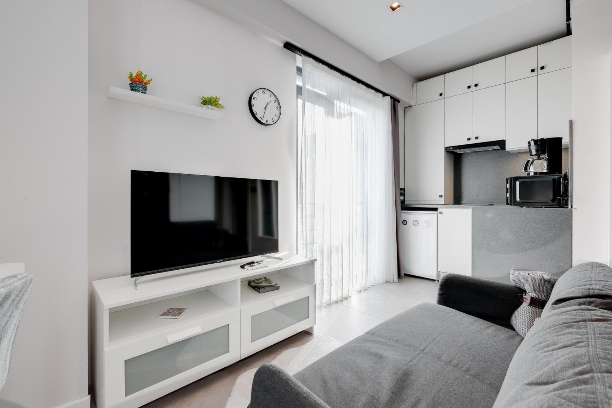 Central Flat Near Metrobus And Coast In Kadikoy Istanbul