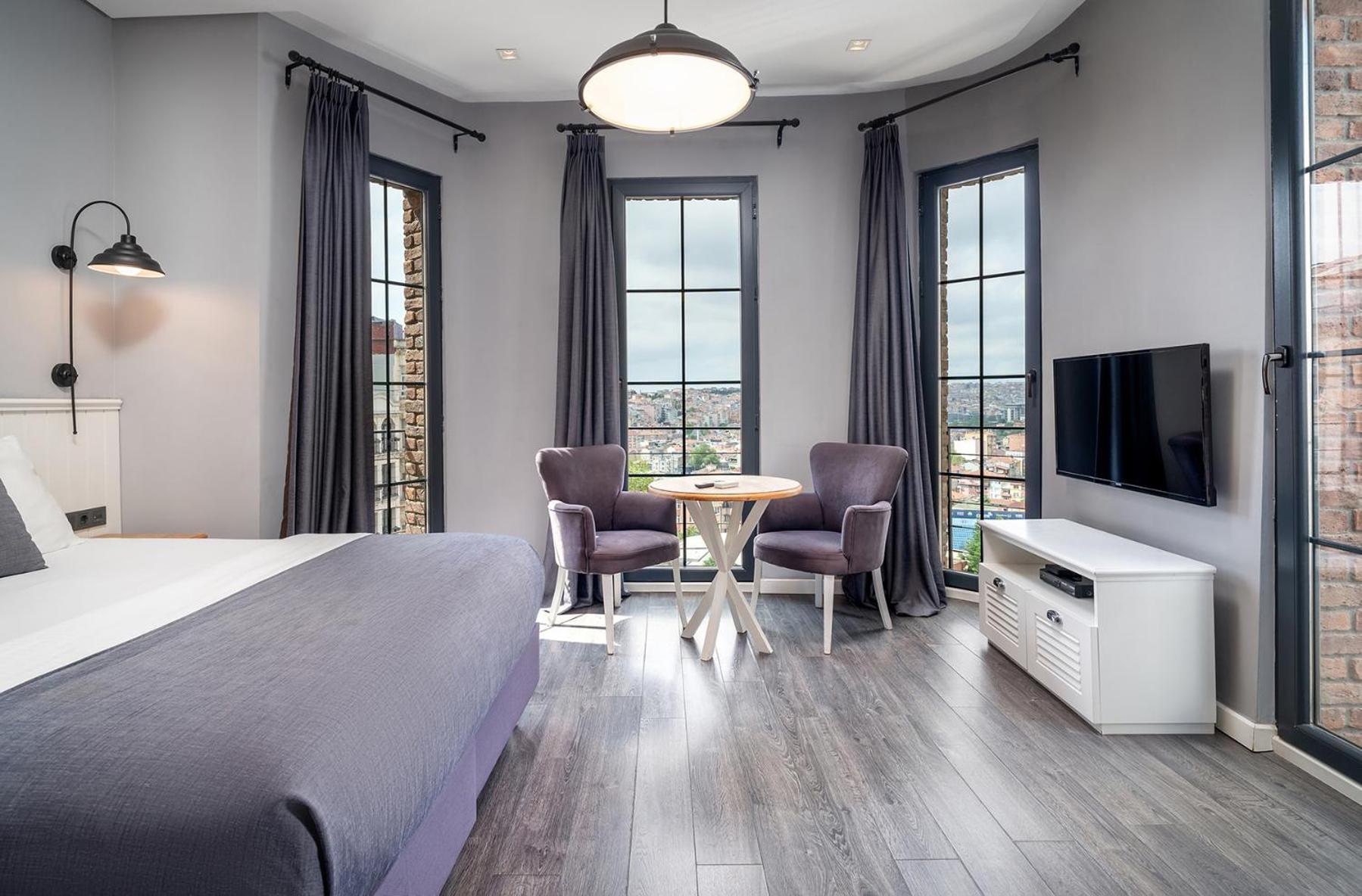 Urban Quarters - Loft Aparthotel
