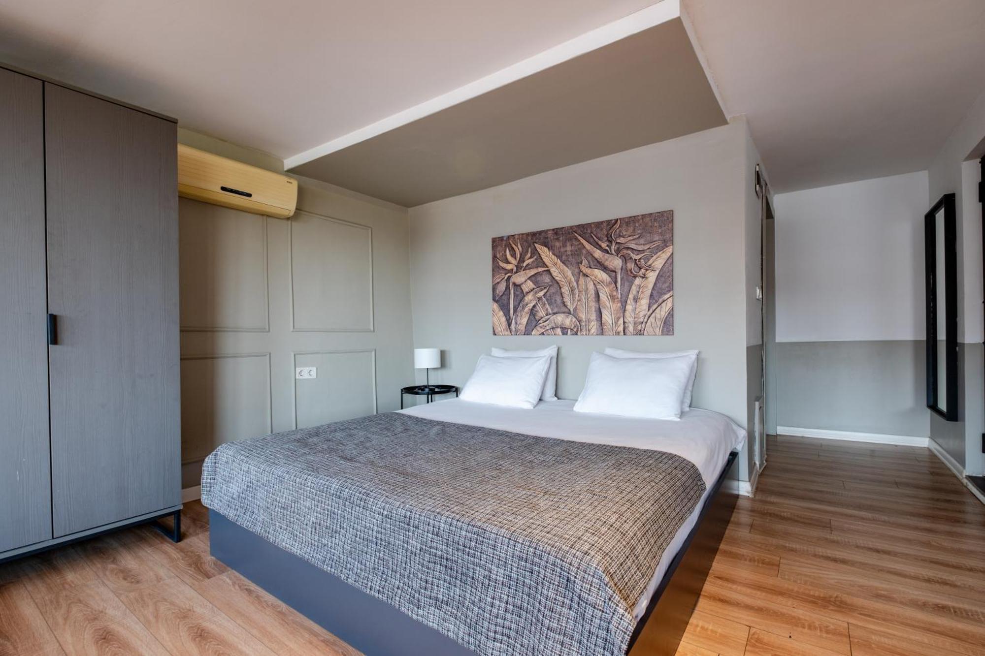 Aparthotel Pesa