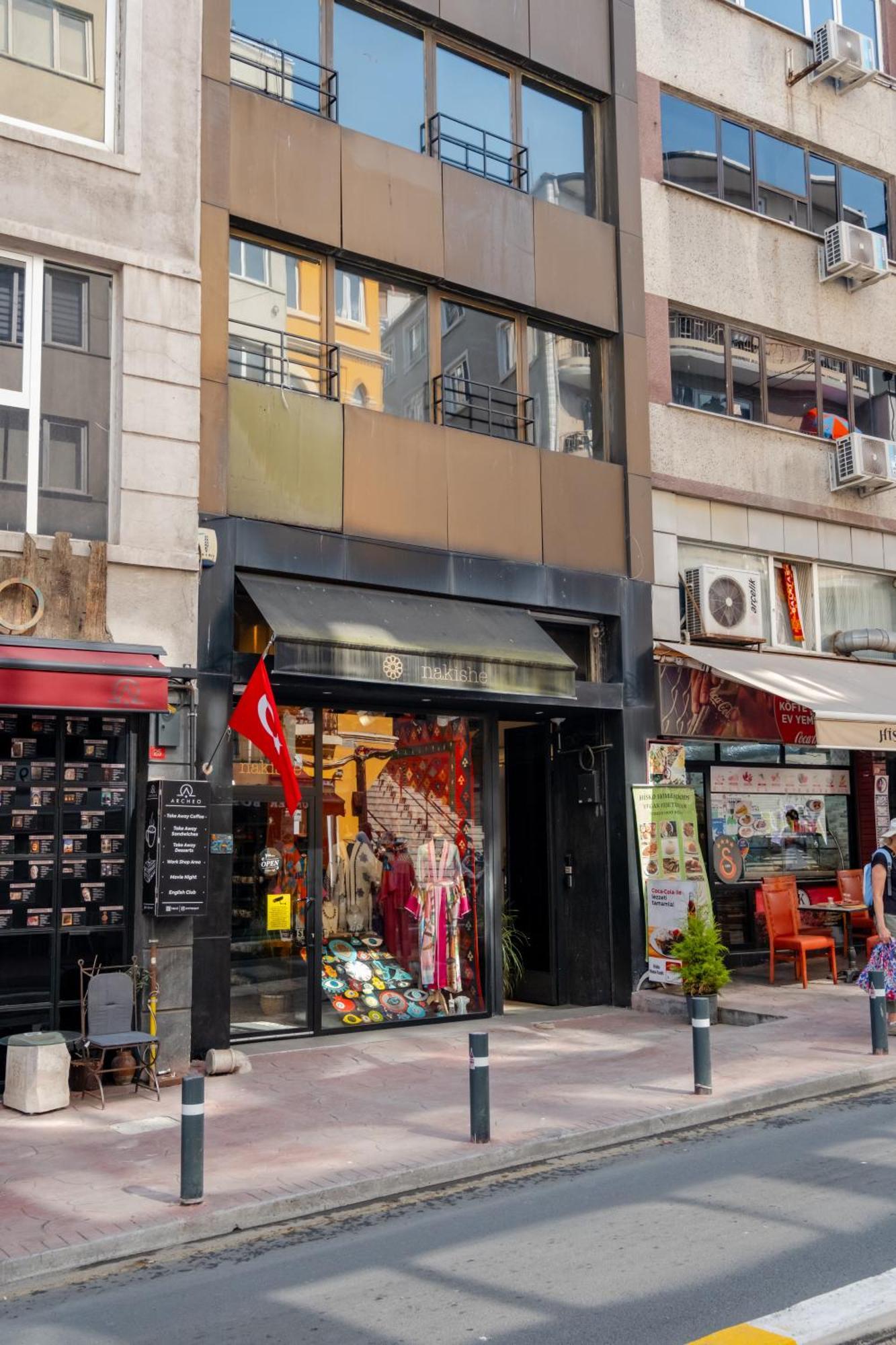 Aparthotel Pesa *
