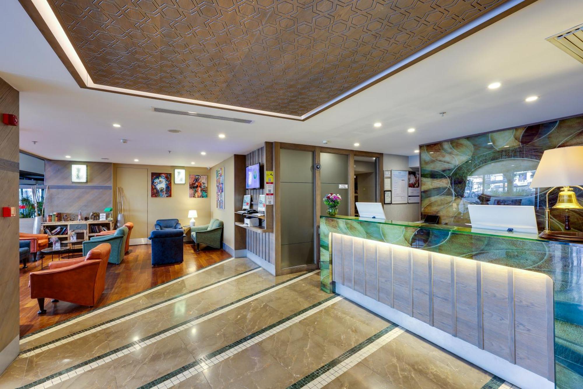 Ramada By Wyndham Old