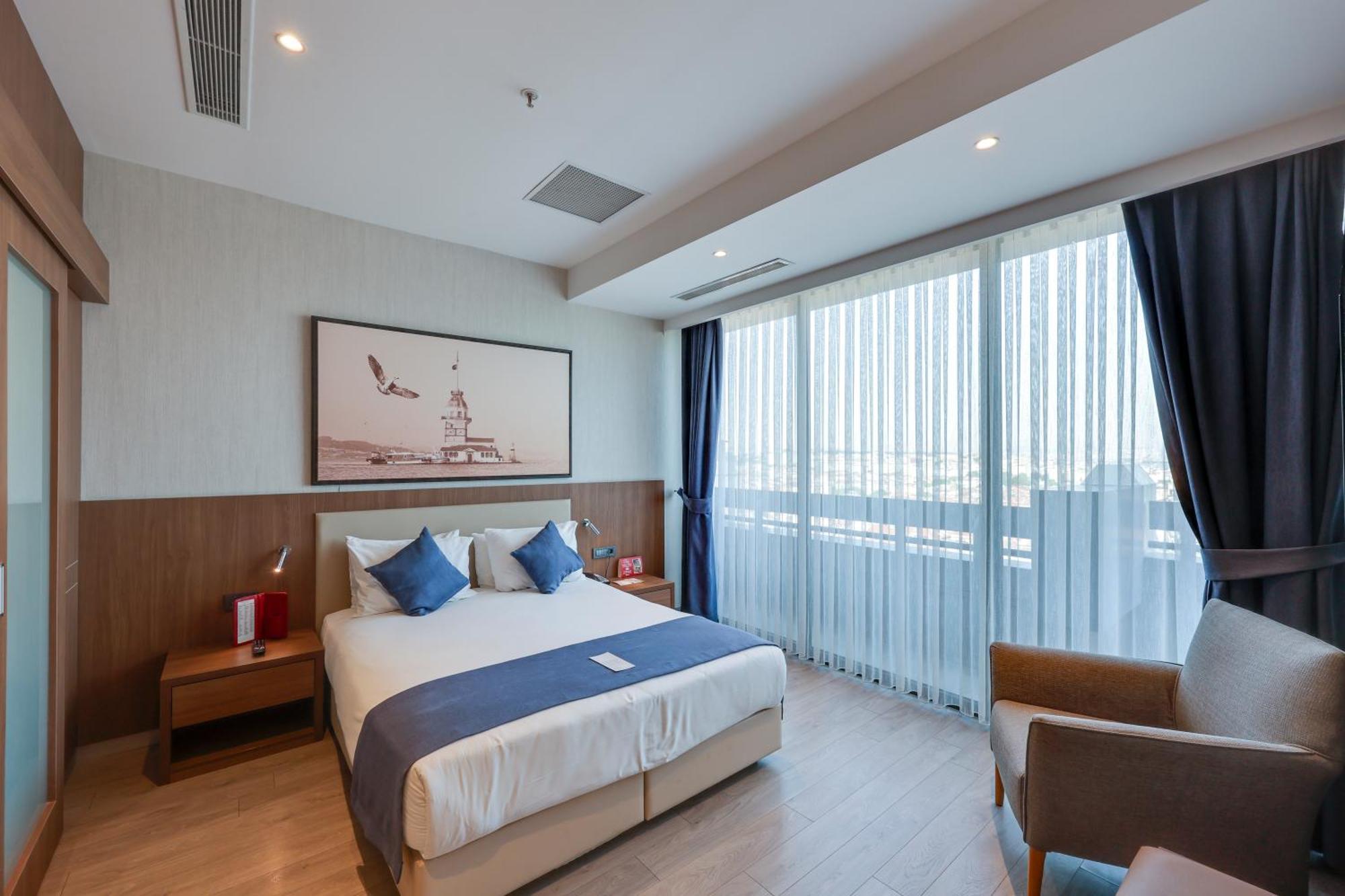 Ramada By Wyndham Old Hotel 4*