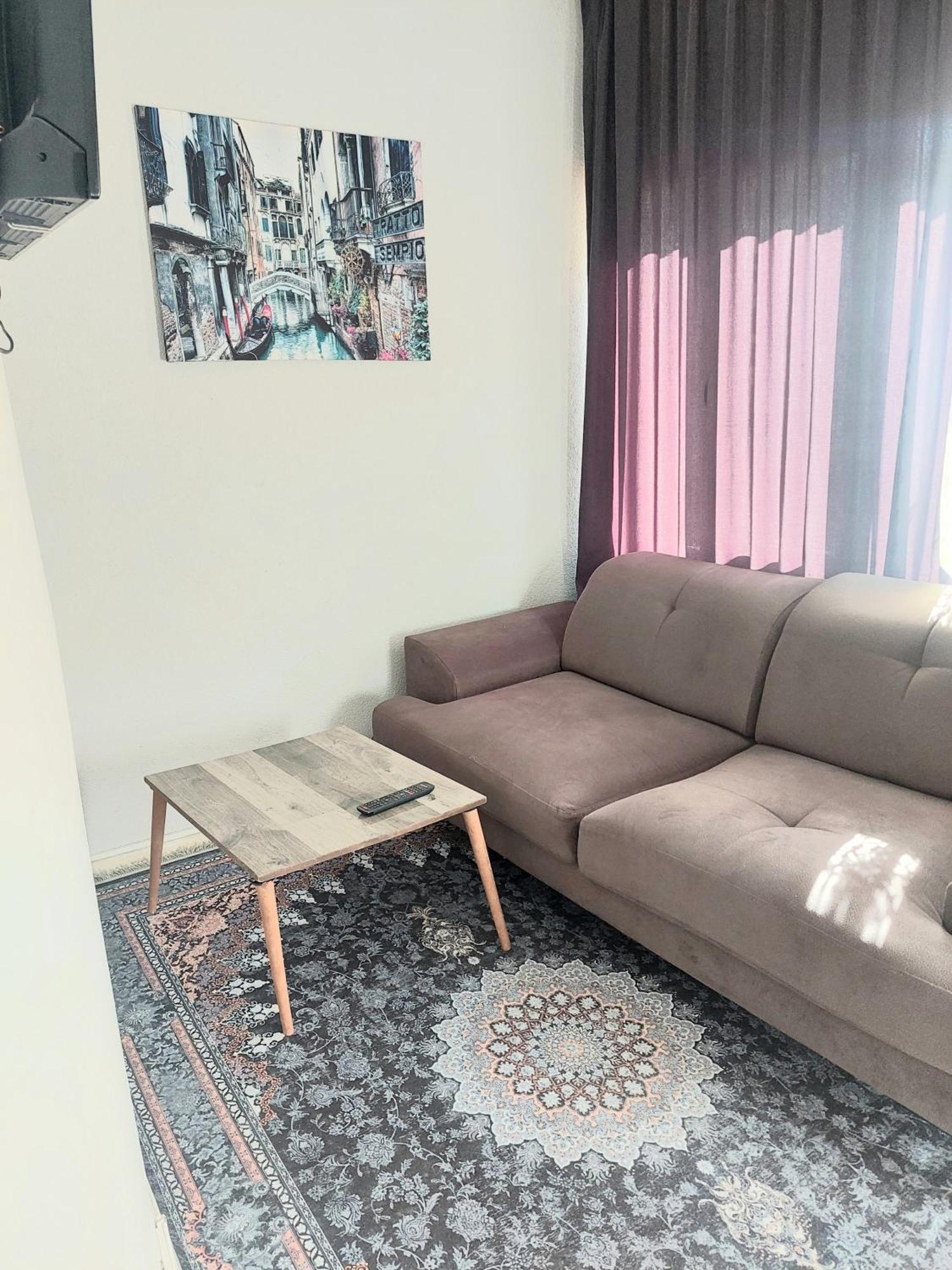 Fatih Kadinlar Pazari Istanbul