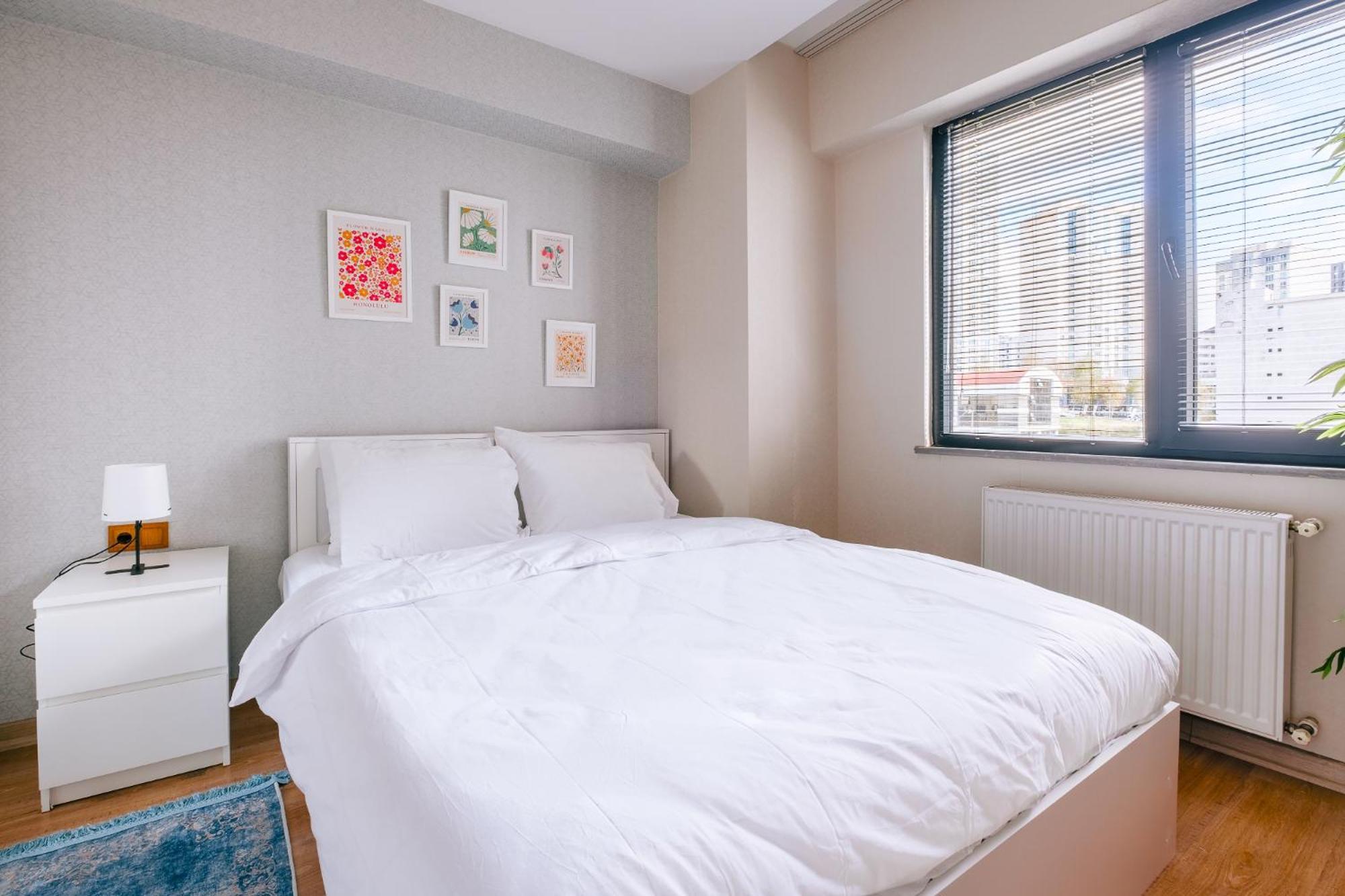 Colorful Flat Near Torium And Beylikduzu Metrobus Apartment Istanbul