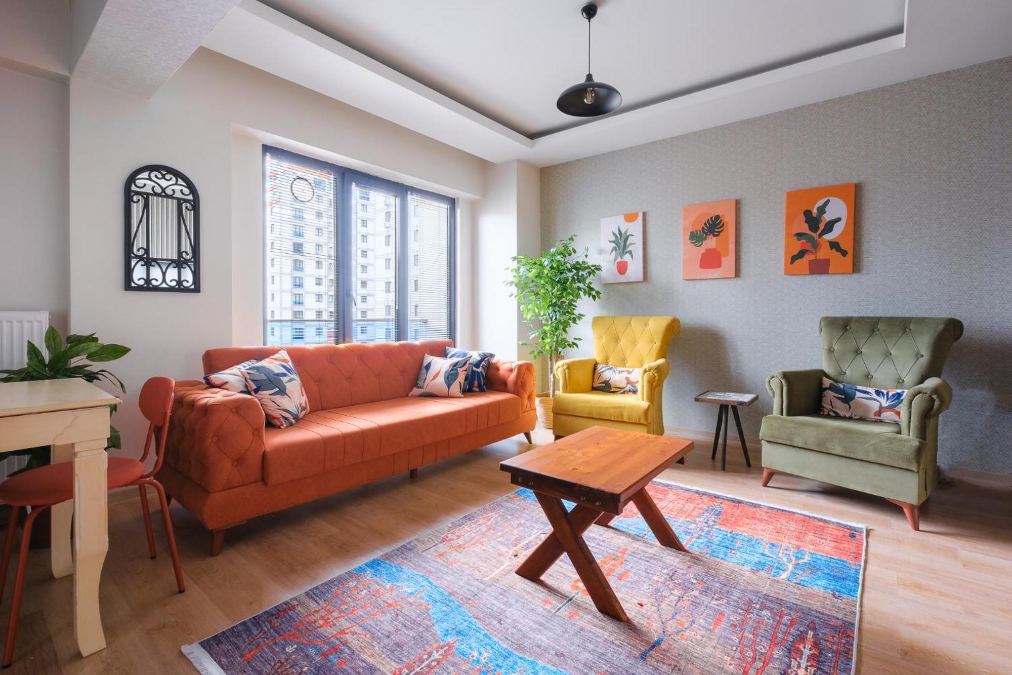 Colorful Flat Near Torium And Beylikduzu Metrobus *