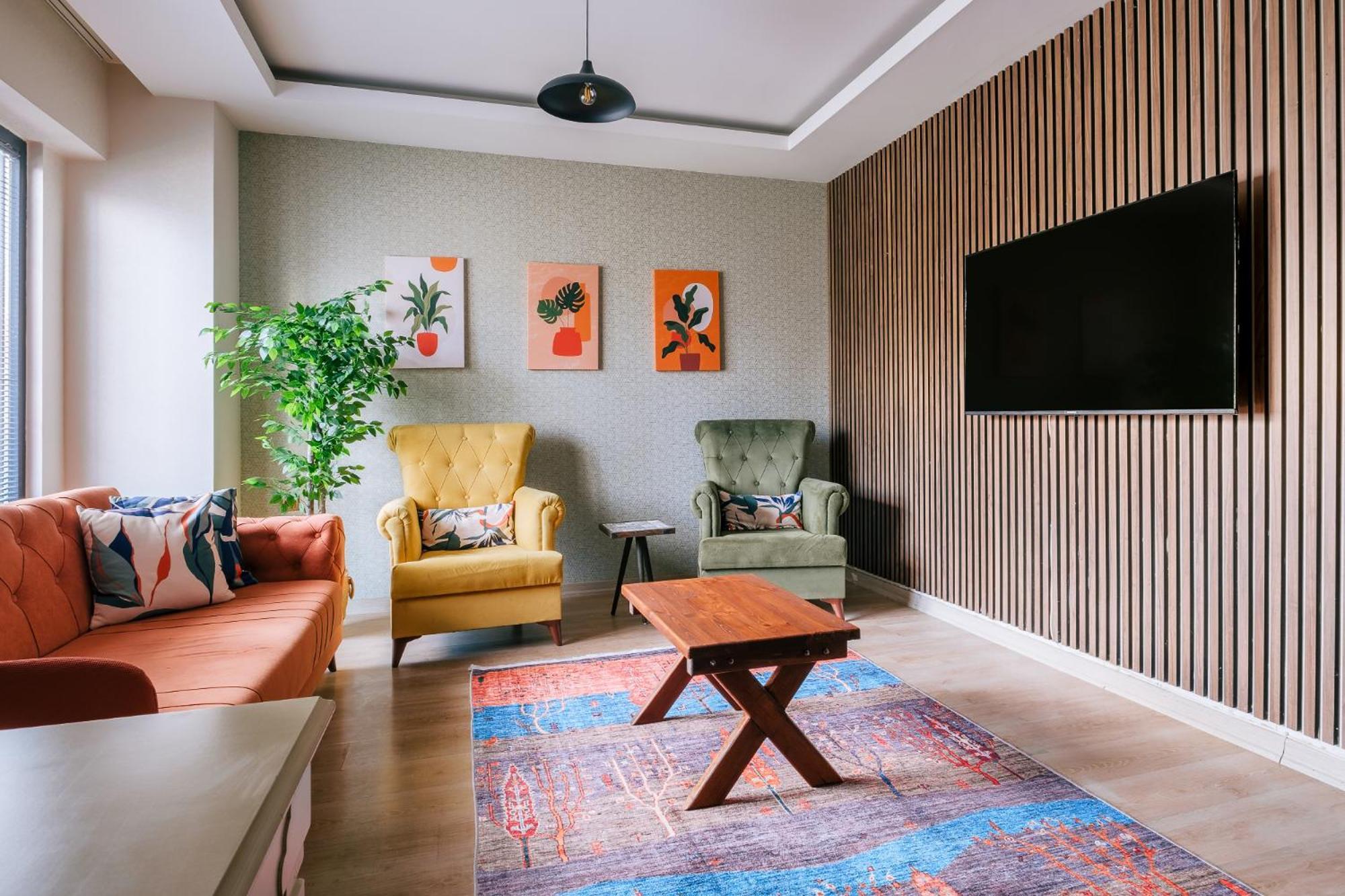 Colorful Flat Near Torium And Beylikduzu Metrobus Apartment *