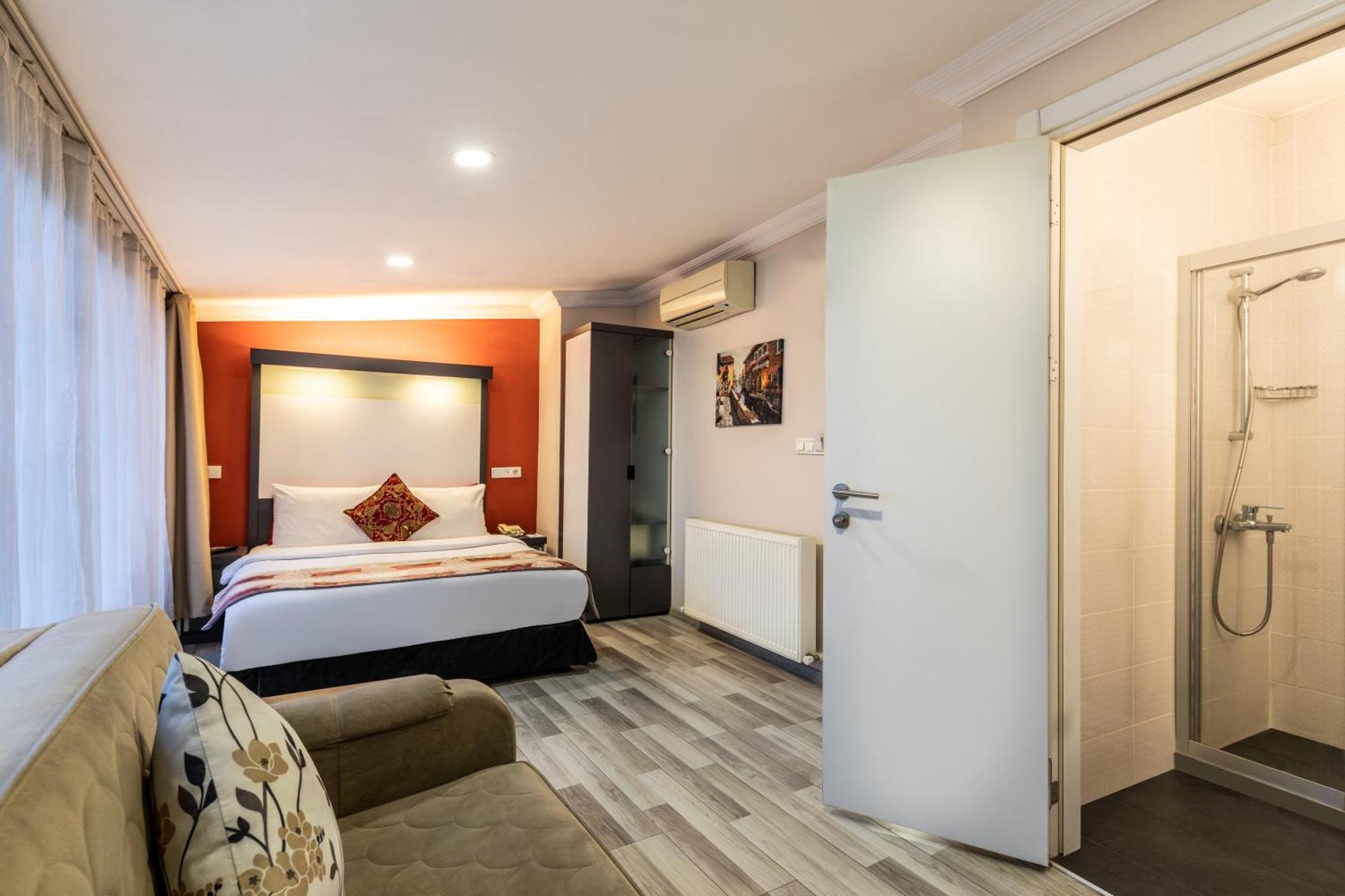 Hotels And Suites Platine *