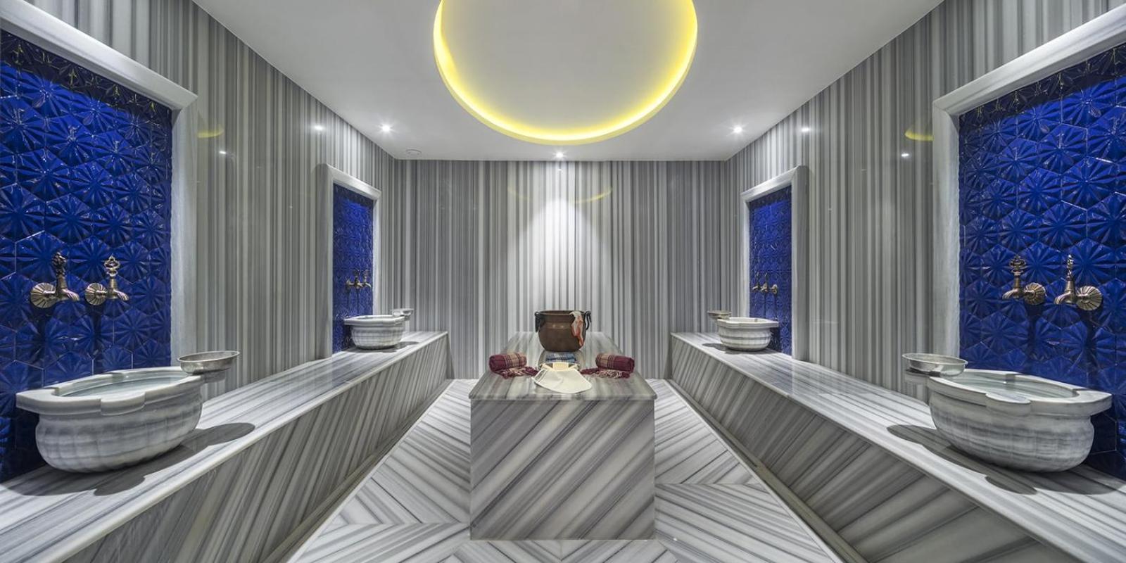 - Tuzla Bay By Ihg Hotel 4*
