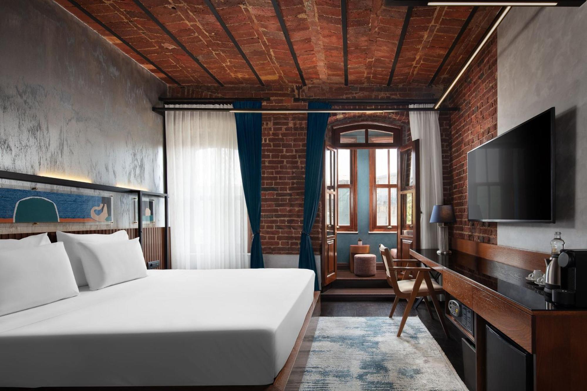 Decamondo Galata, A Tribute Portfolio Hotel Istanbul