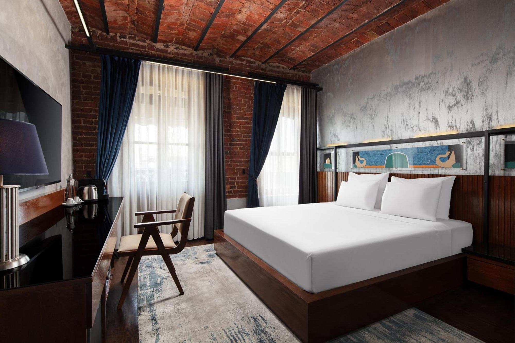 Decamondo Galata, A Tribute Portfolio 5*