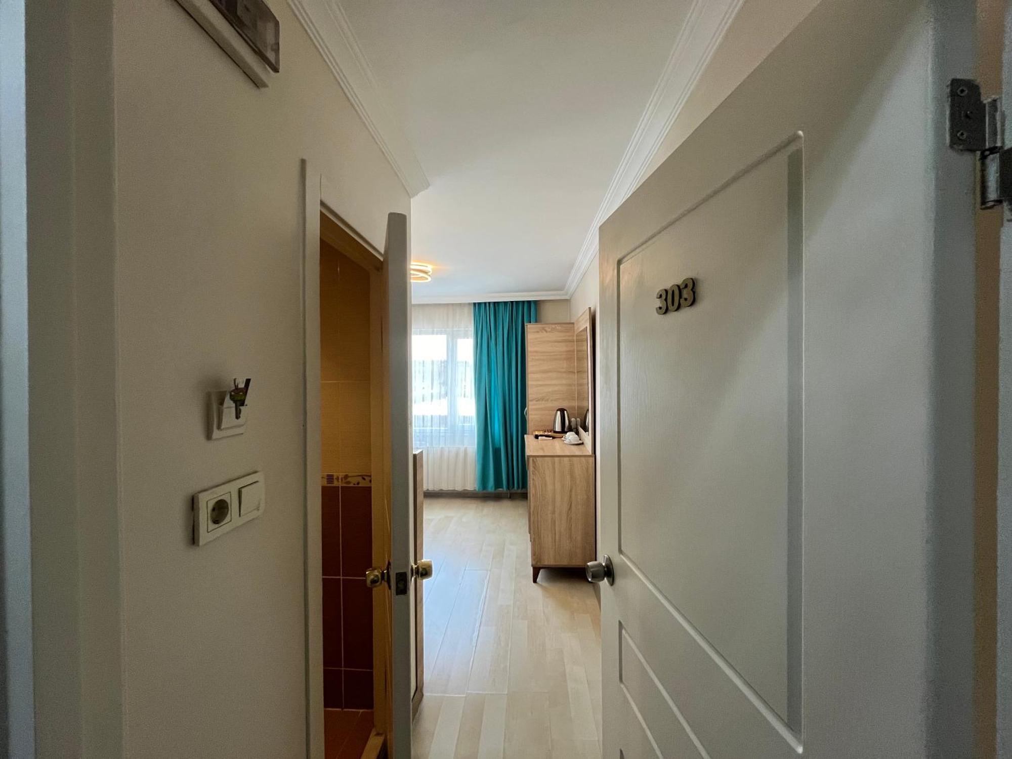 Hotel Le Safran Palace 3*