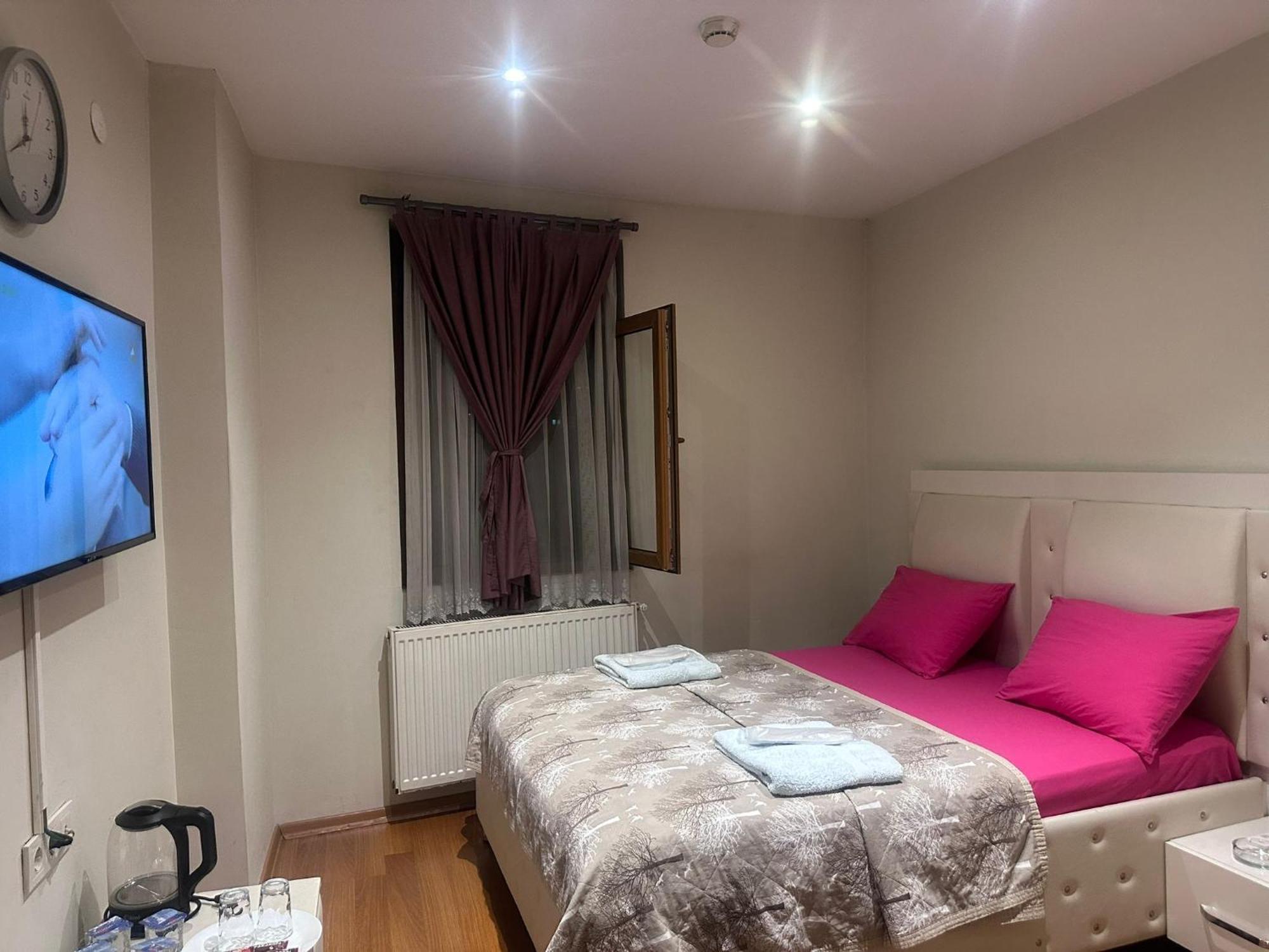 Mymoon Hotel 3*