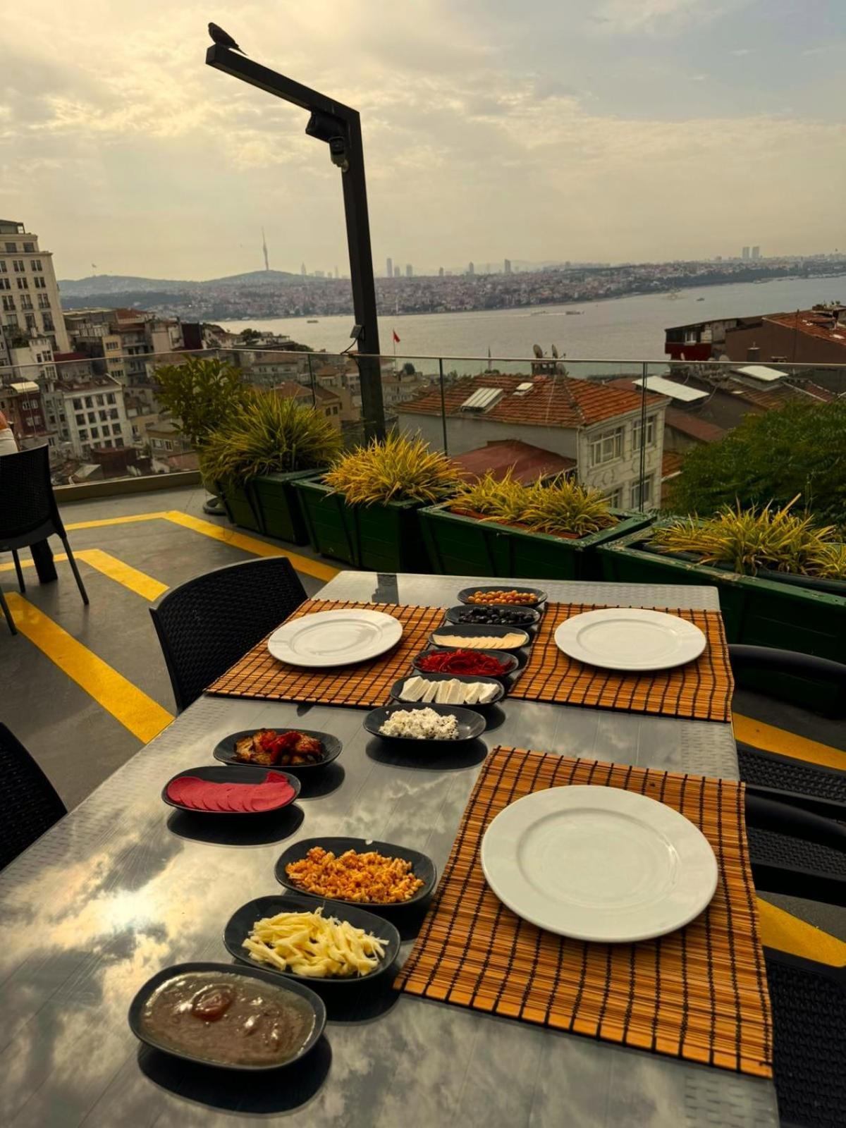 Grand Star Premium Hotel 4*