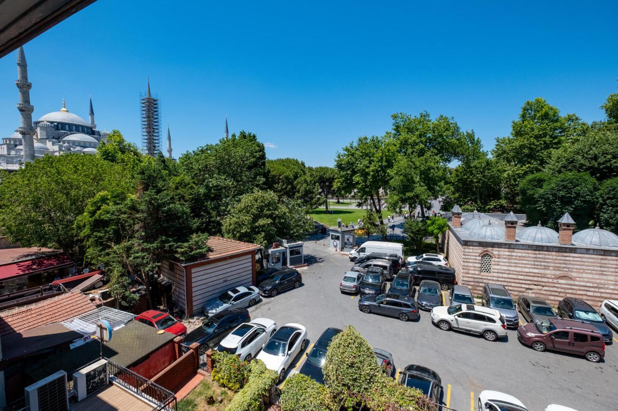 Armagrandi Spina Hotel-special Category