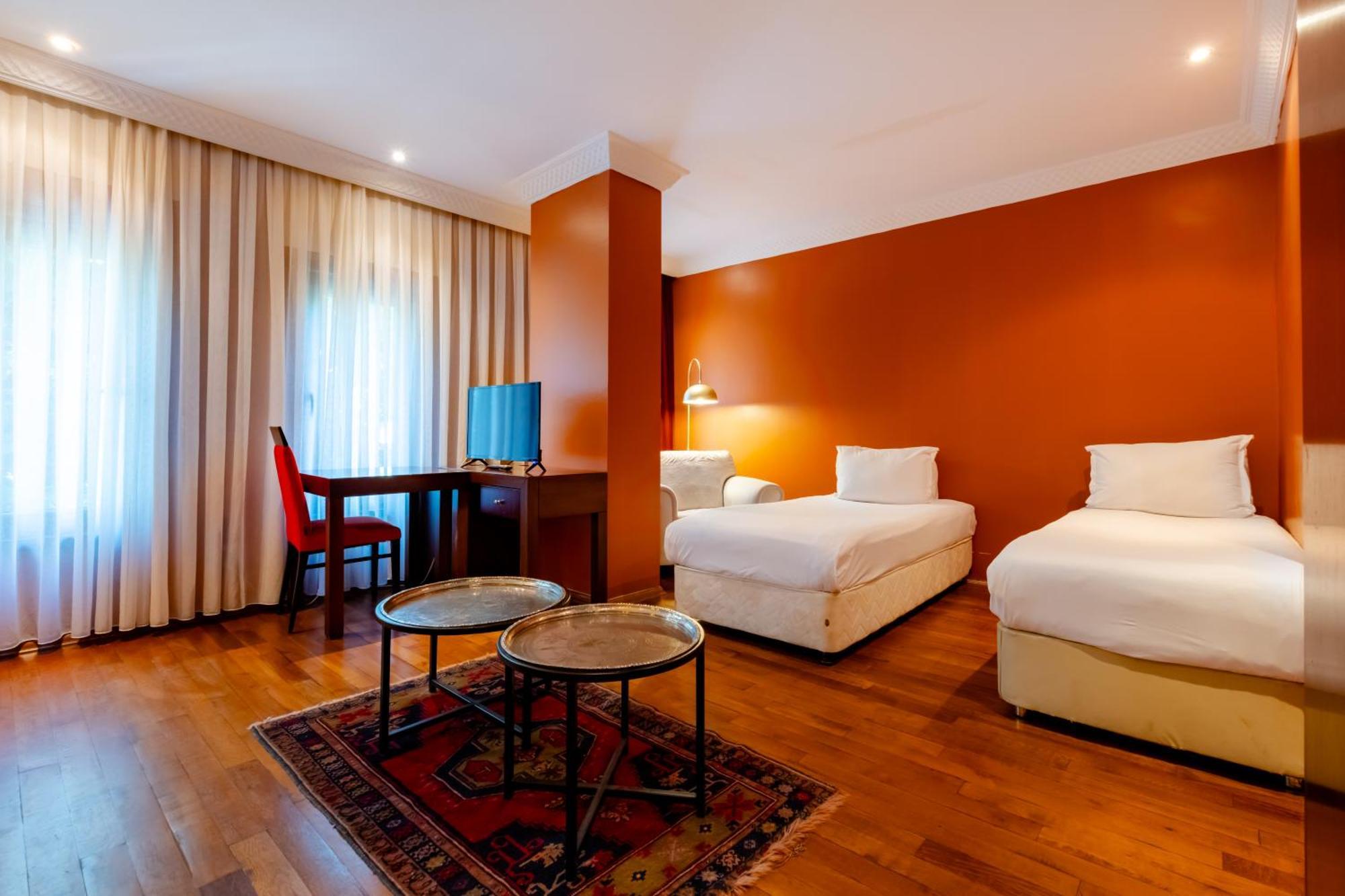 Mangana Hotel