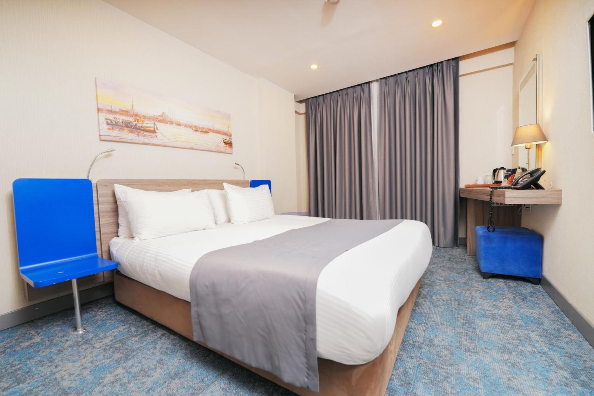 Hotel Trip Bosphorus Taksim 4*