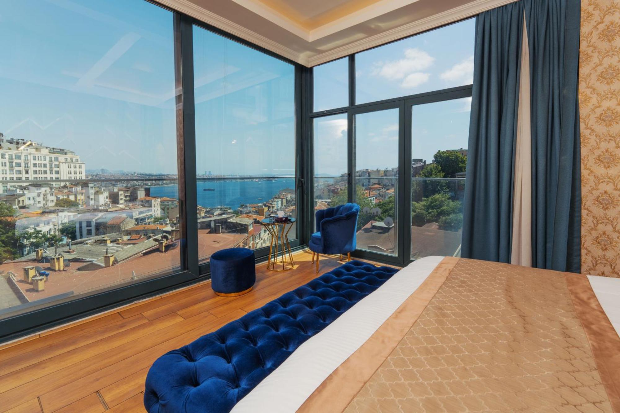 Trip Bosphorus Taksim Hotel 4*