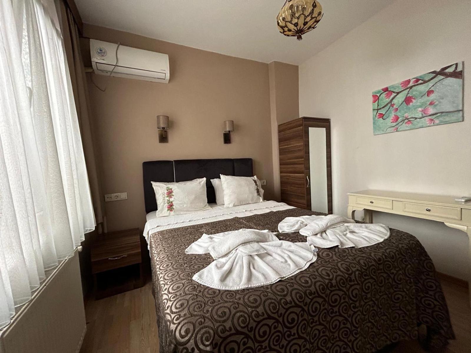 Buhara Family Stone House Apartment Istanbul
