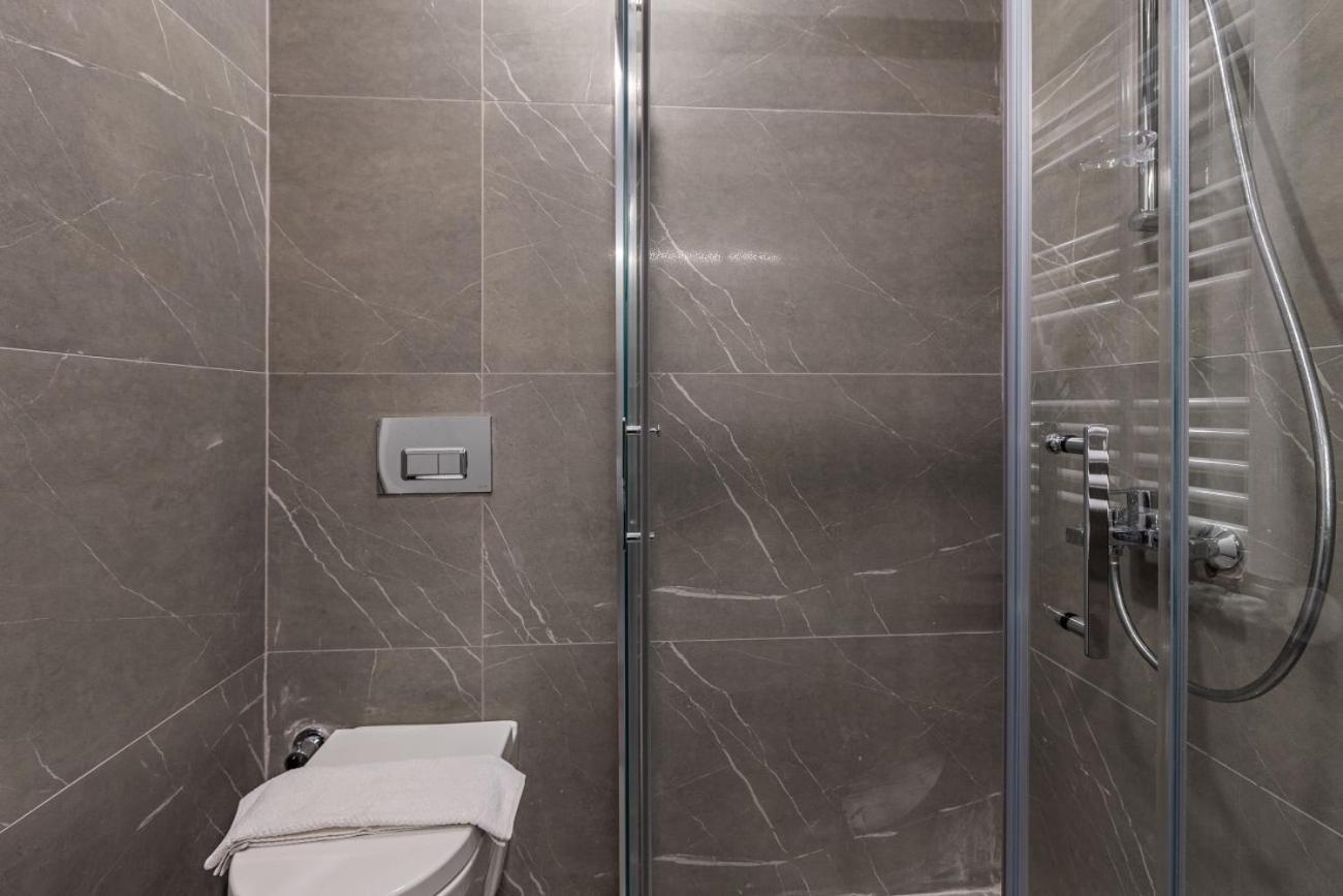 Modern With Fantastic City View In Kadikoy