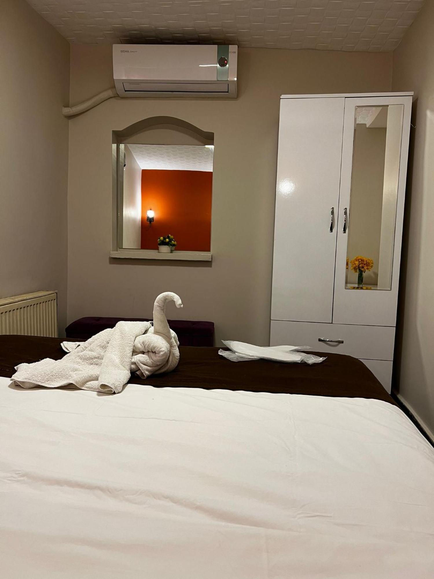 Aparthotel Taksim Bricktown *