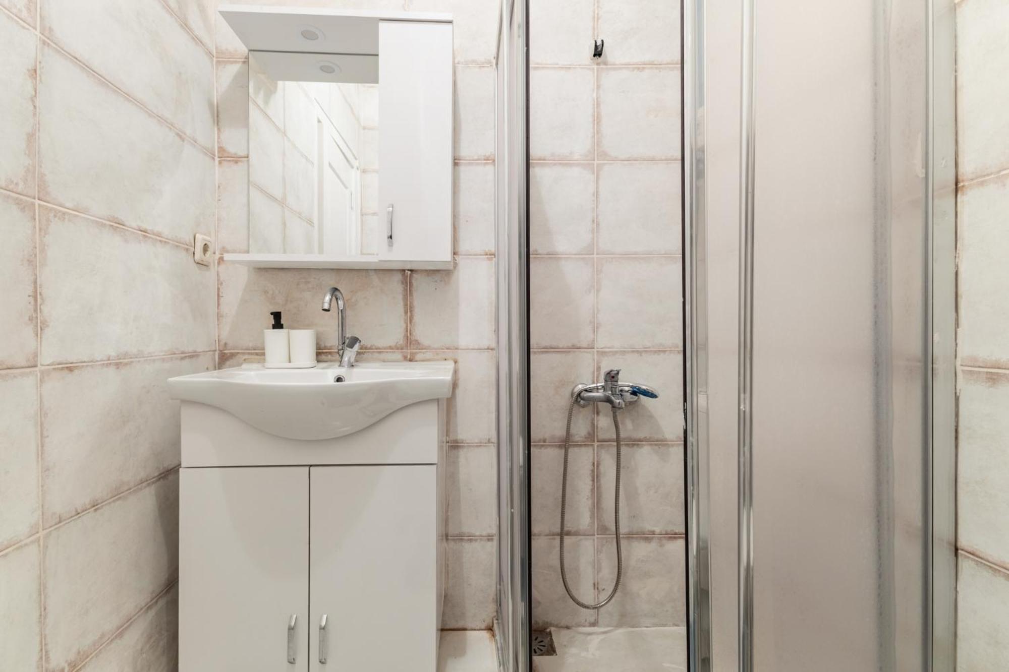 Chic And Roomy Flat Near Citys Nisantasi Mall Istanbul