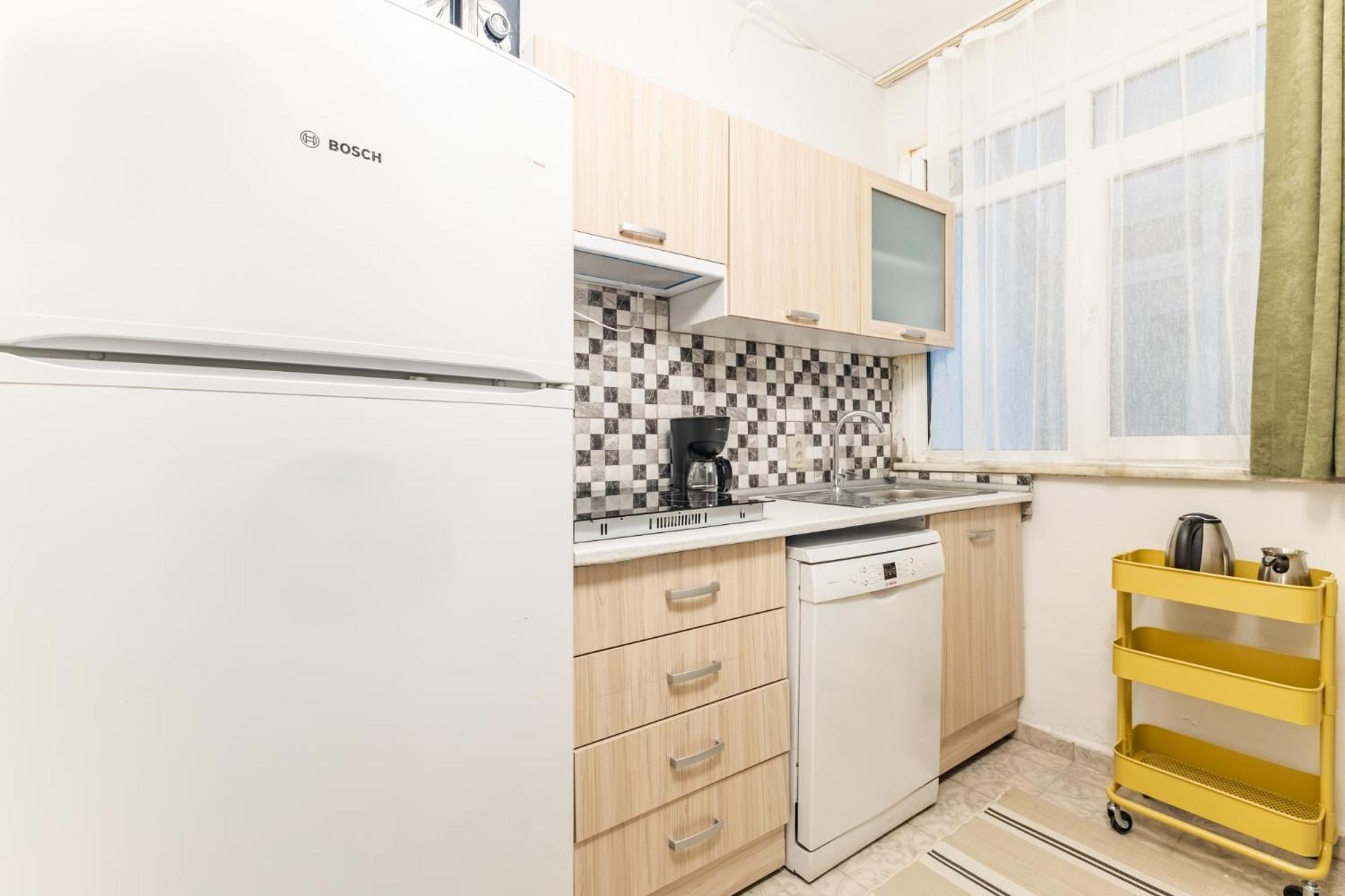 Chic And Roomy Flat Near Citys Nisantasi Mall Istanbul