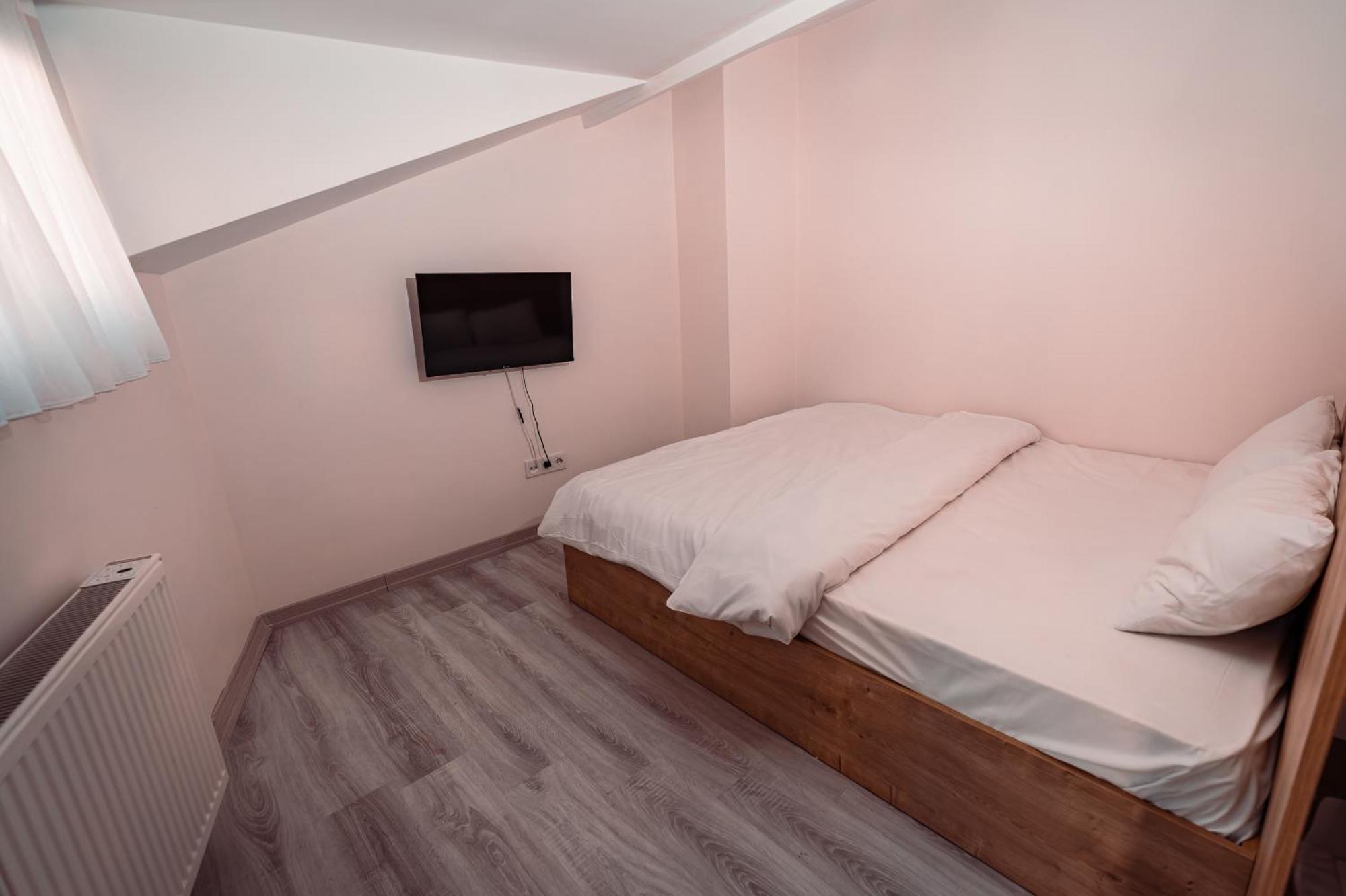 Aparthotel Neva *