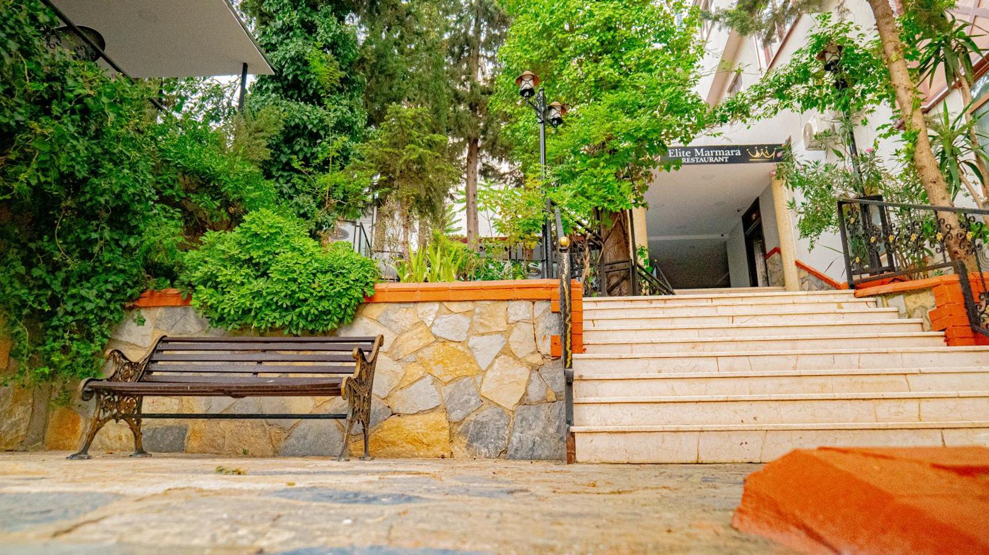 Elite Marmara Pansiyon Camlica Hotel