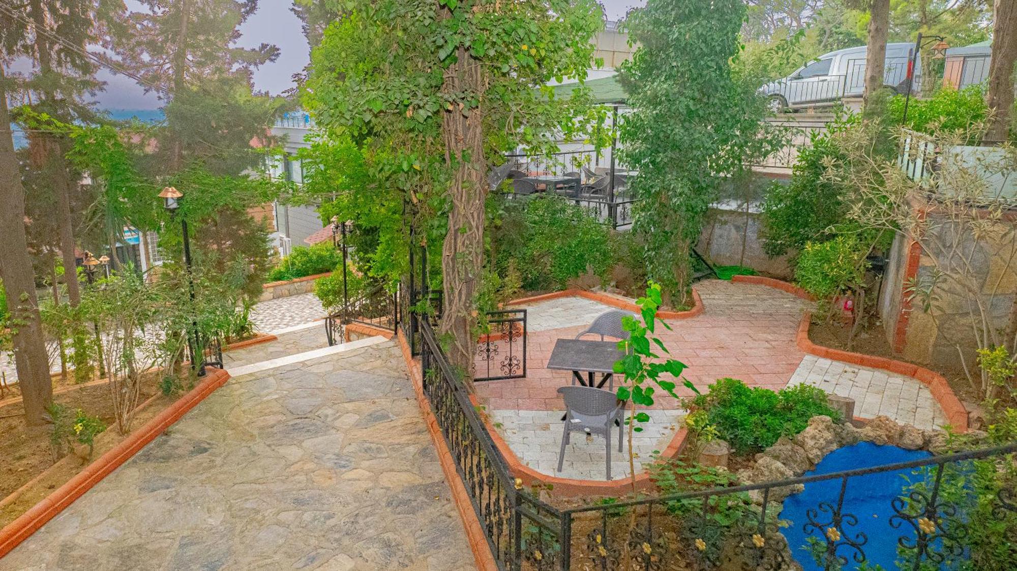 Hotel Elite Marmara Pansiyon Camlica 3*