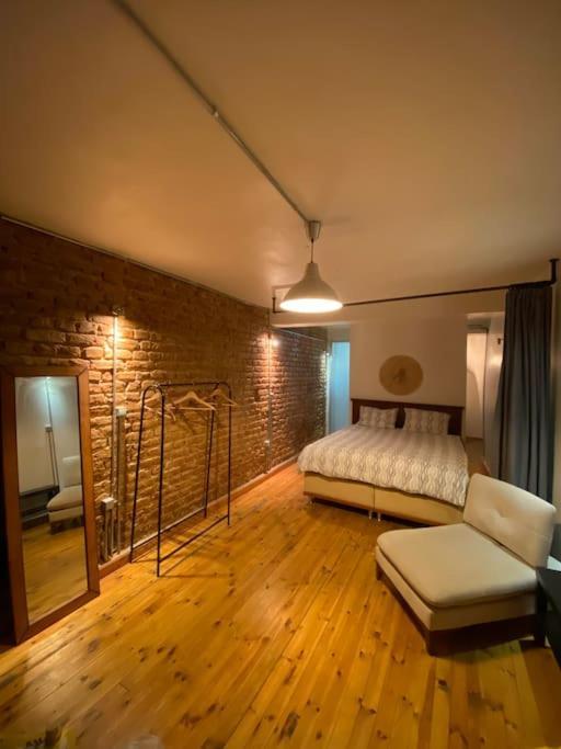 Cozy Flat Near Galata Tower And Metro Station Istanbul