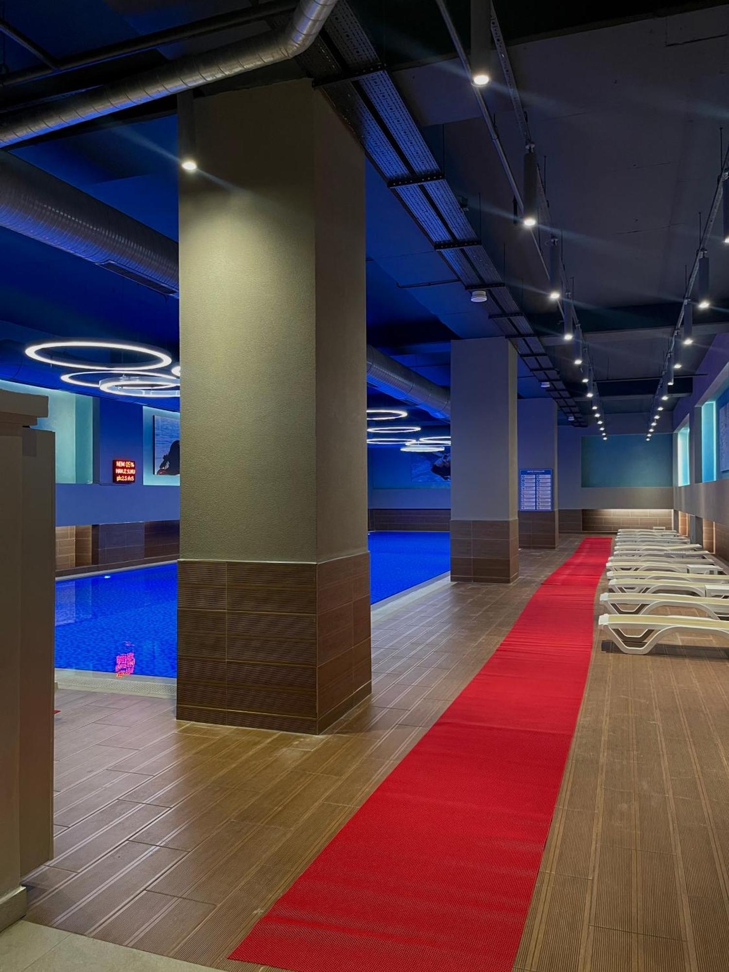 Luxury 2br Terrace&sea View + Shopping Mall Istambul