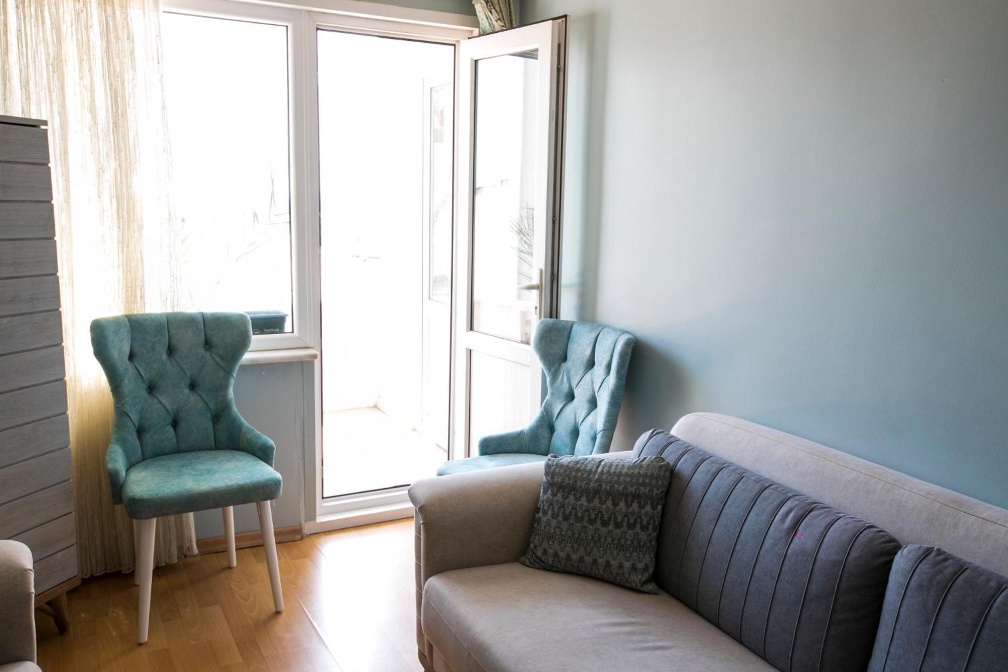 3 Diffrent Family At Center Walking 5 Minutes Apartment Istanbul