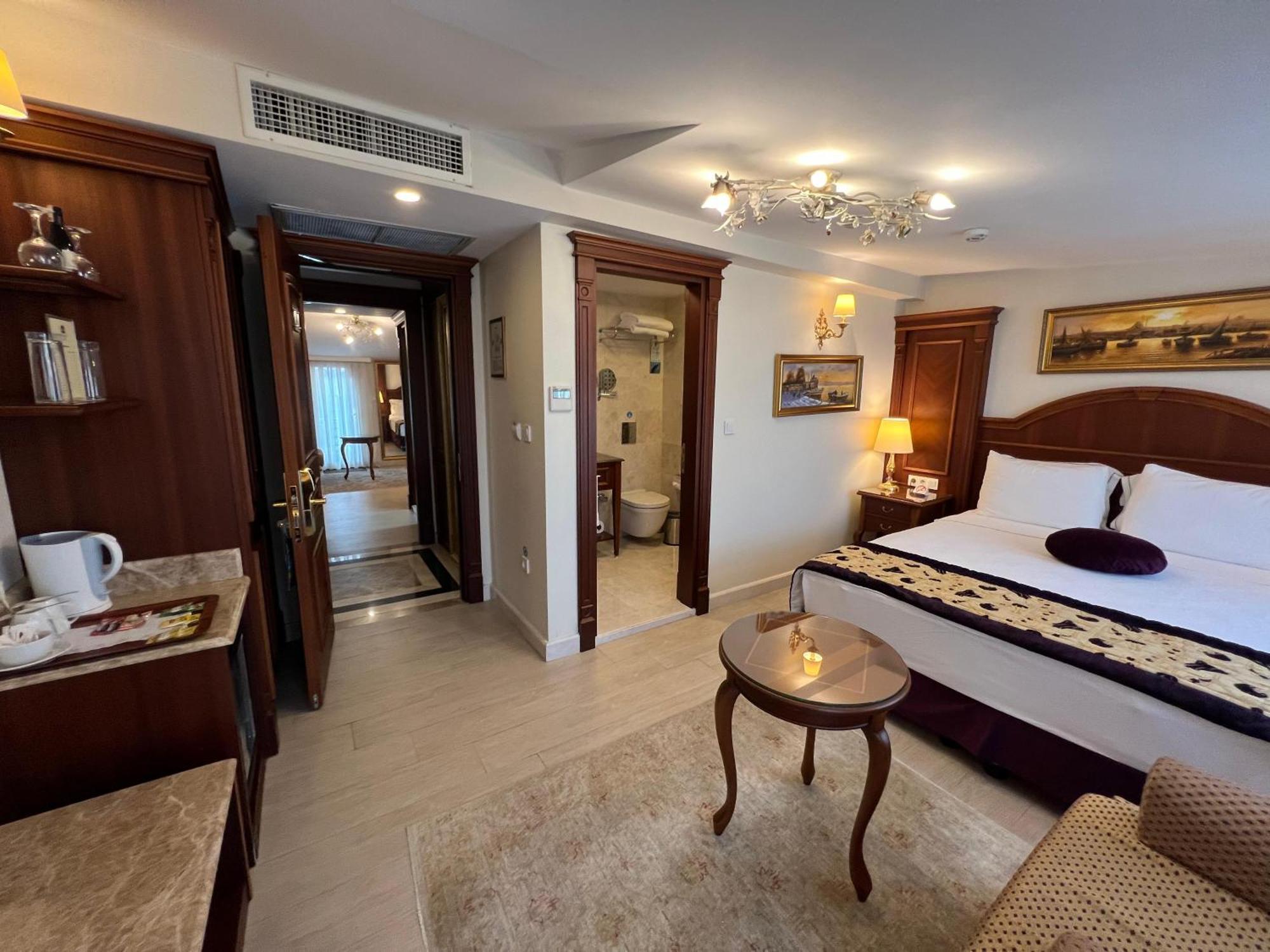 Glk Premier Regency & Istanbul