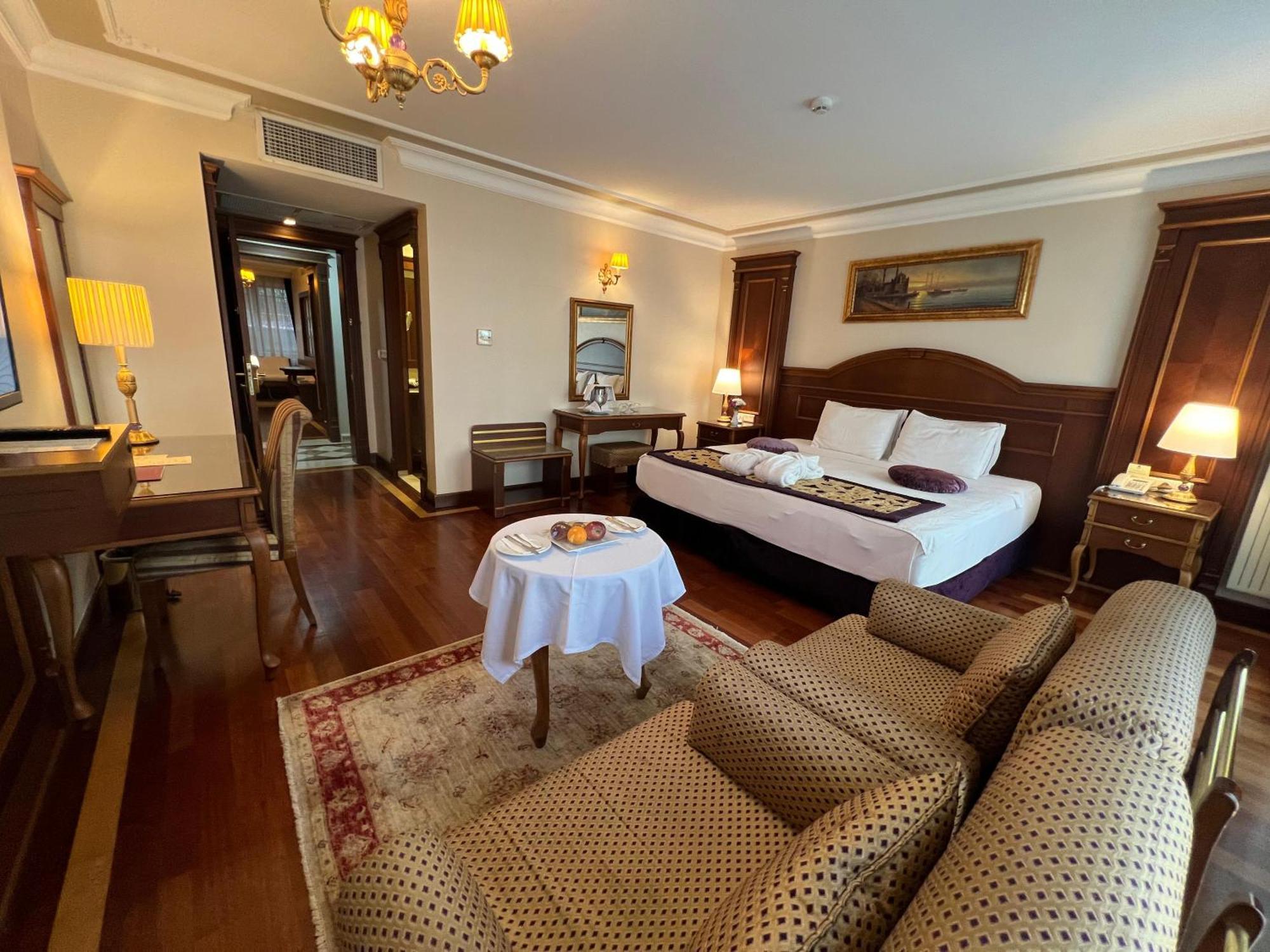 Glk Premier Regency & 3*
