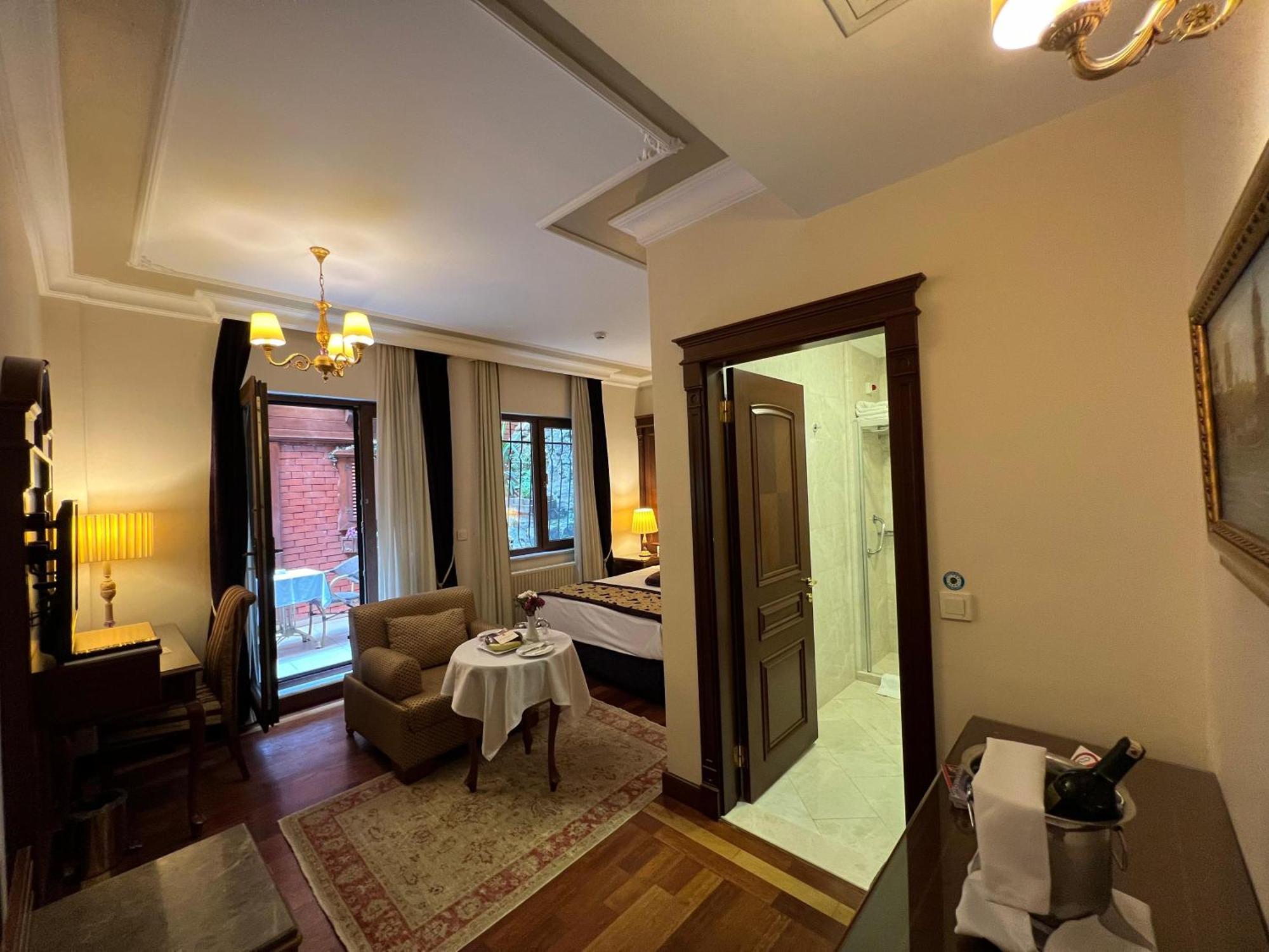 Hotel Glk Premier Regency &