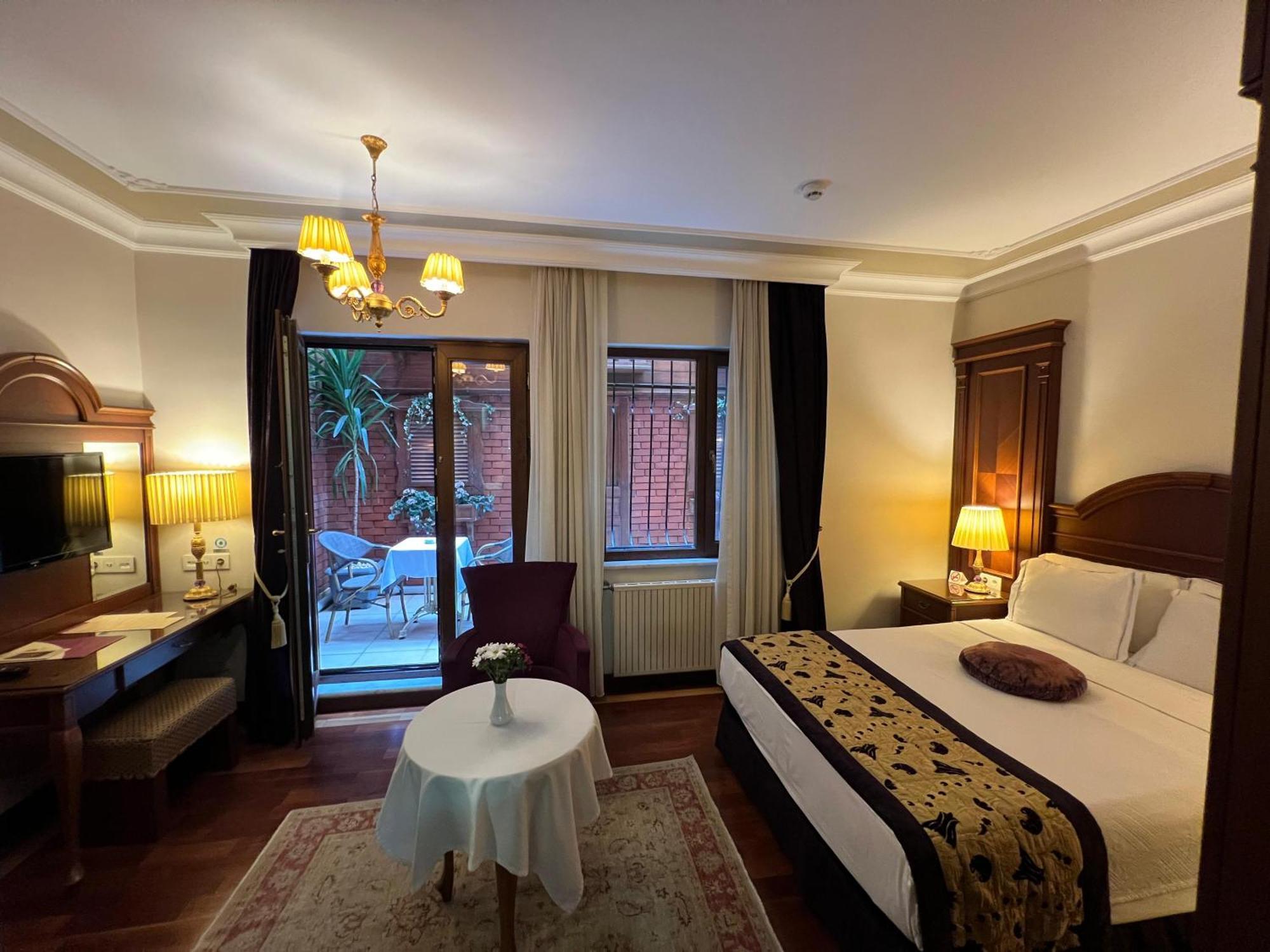 Hotel Glk Premier Regency &