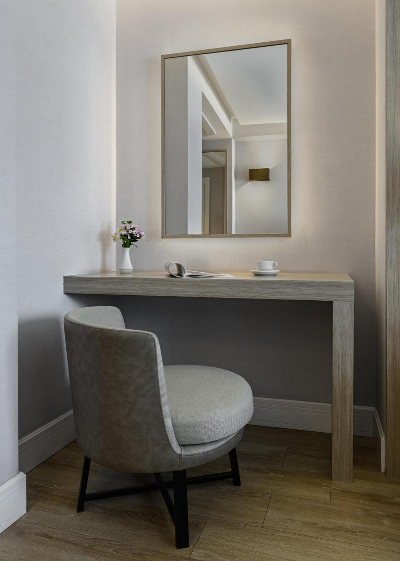 Gleam Bomonti Hotel 4*