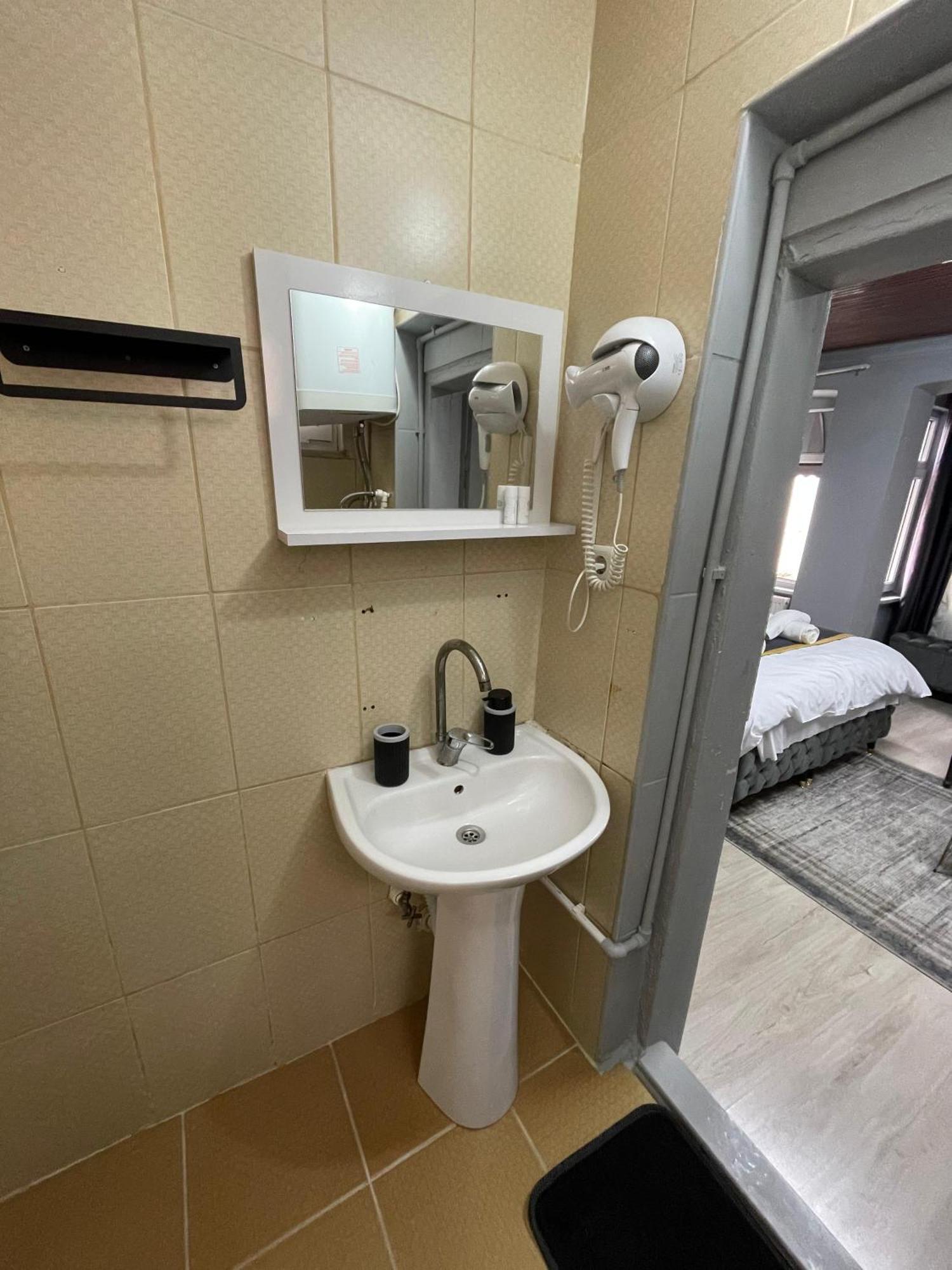 Aparthotel Nefti Red