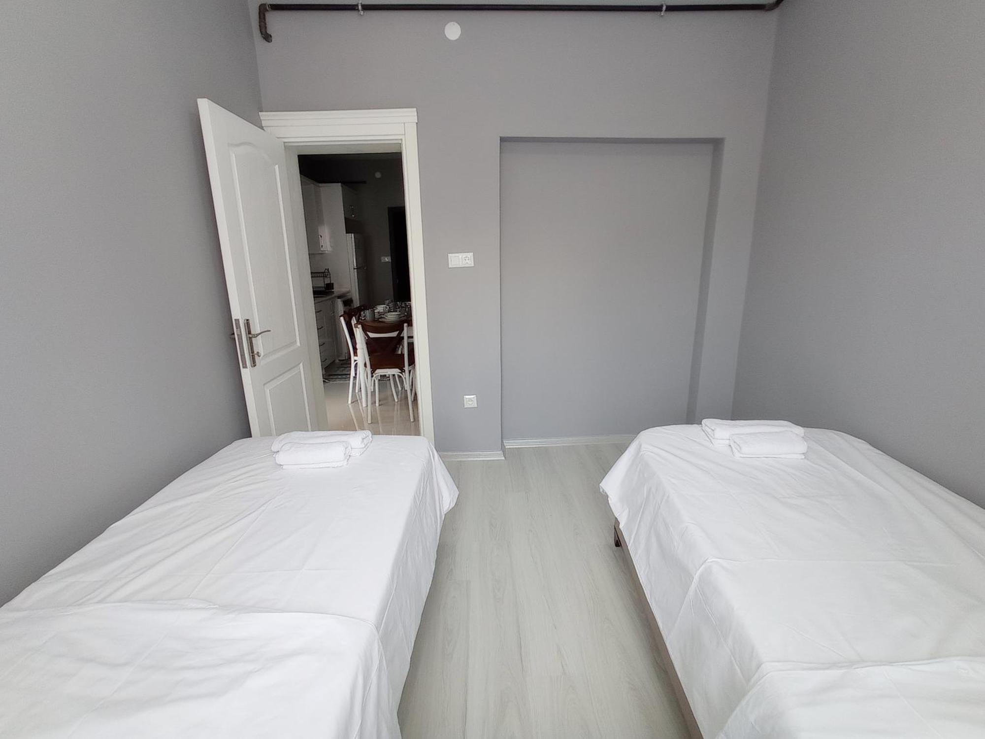 Hotel Sweet In Historical Area *