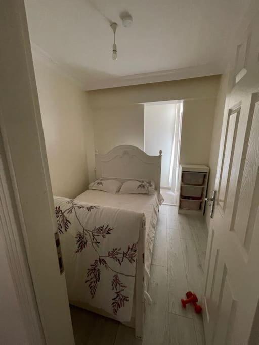 In The Center Of Besiktas Apartment *