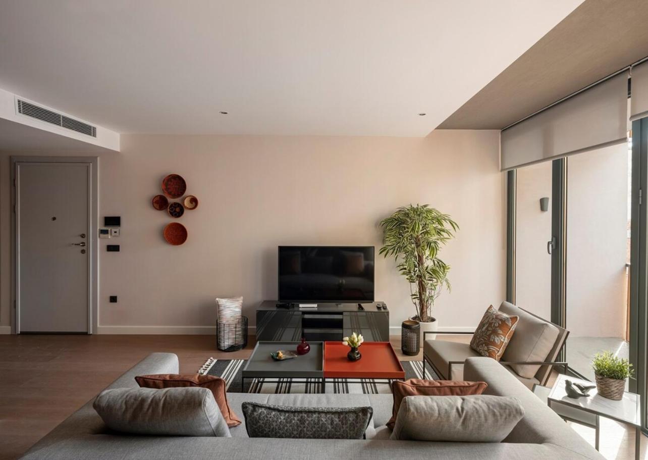 Gorgeous Bright Modern 2bed2bath Home! #69 Istanbul