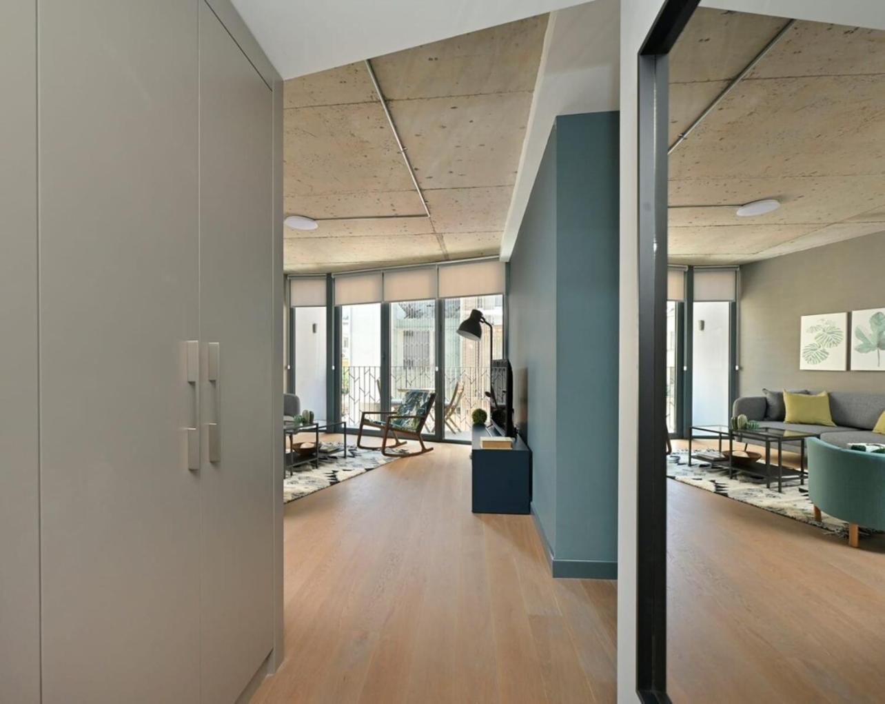 Modern Bright Newly Designed 2bed2bath Home! #216 Apartamento
