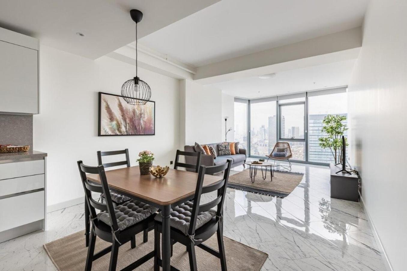 Apartment Gorgeous Modern 1bd Views W Poolgym! #255 Istanbul