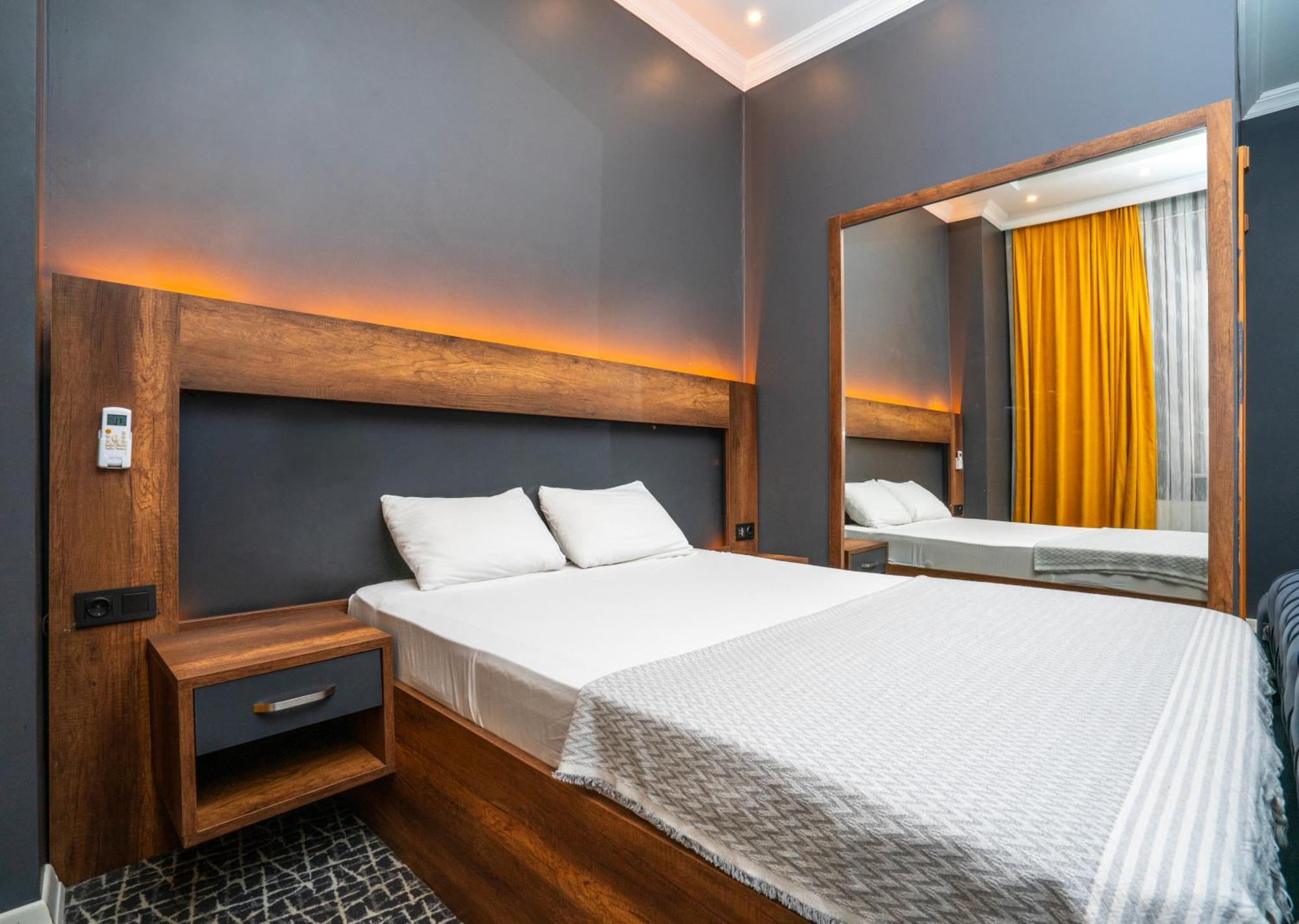Royal Nest Hotel